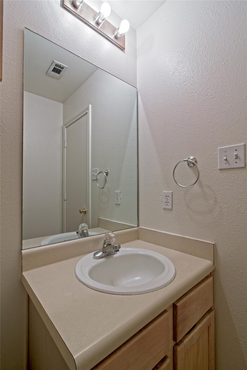 2211 Creekside A Ln #a Property Photo 18