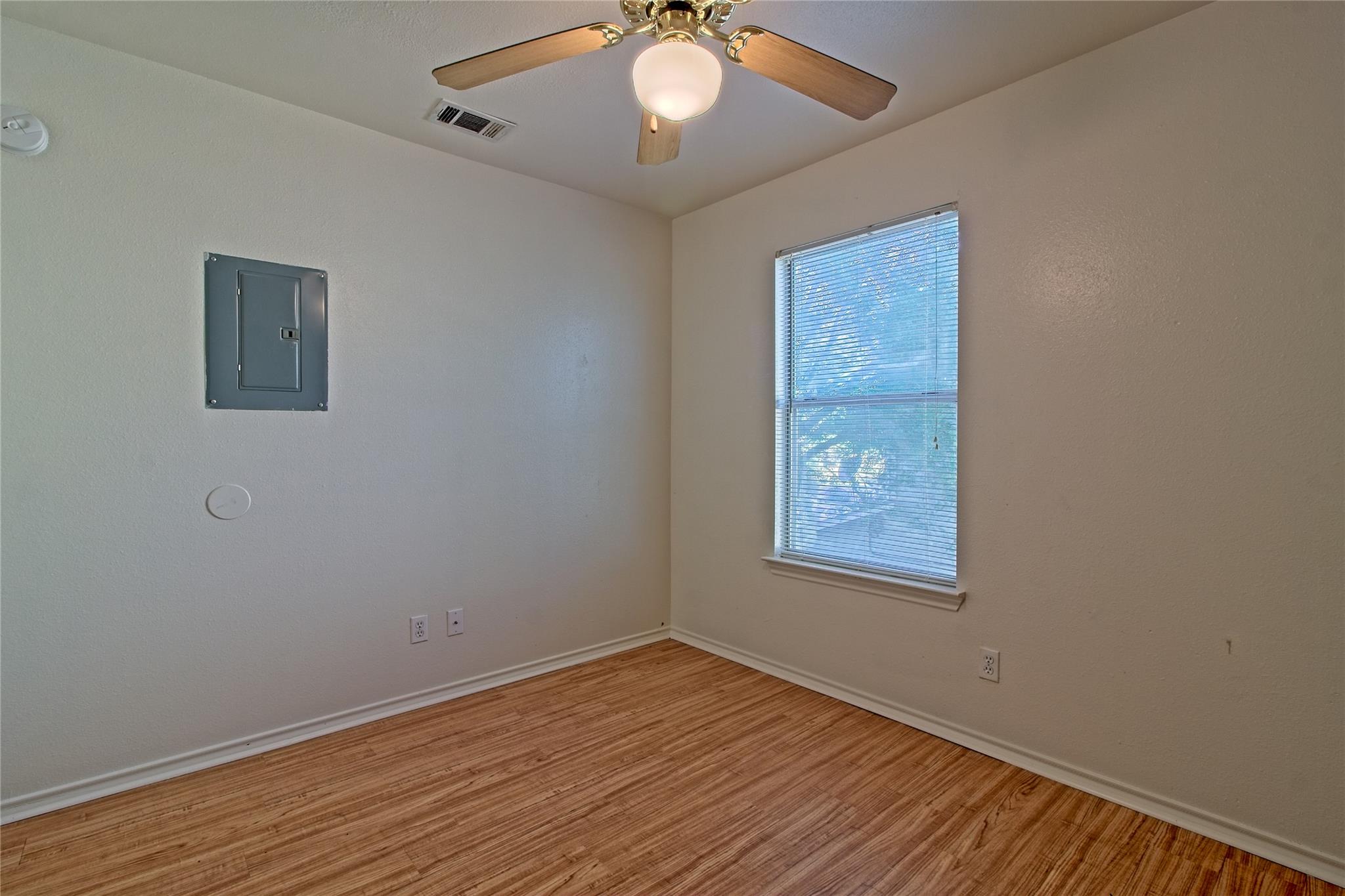 2211 Creekside A Ln #a Property Photo 20