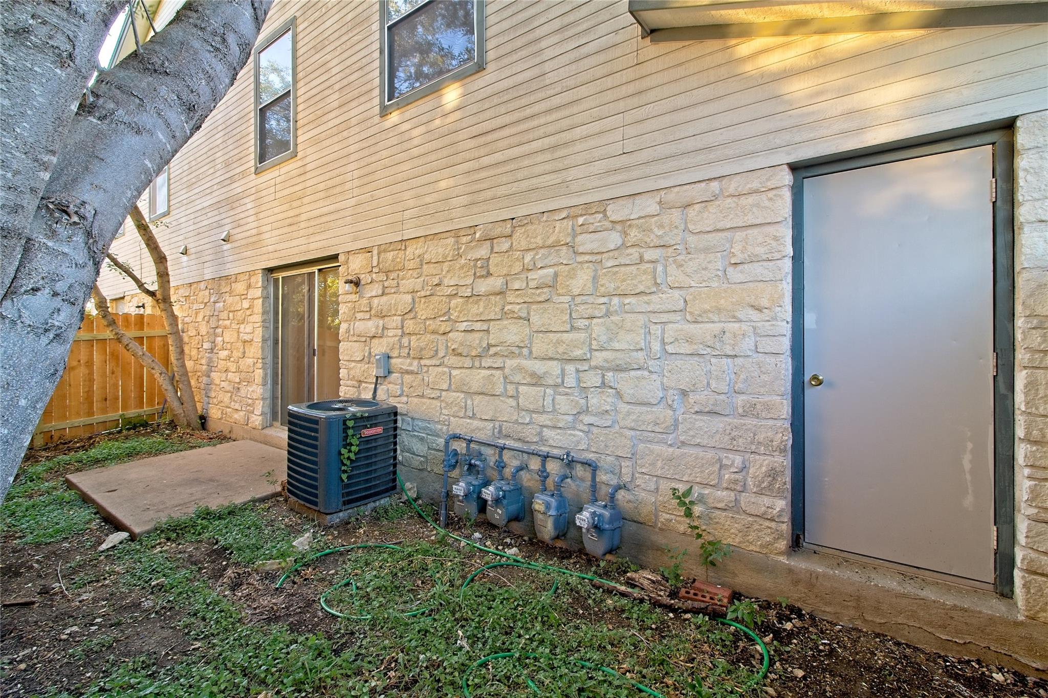 2211 Creekside A Ln #a Property Photo 25