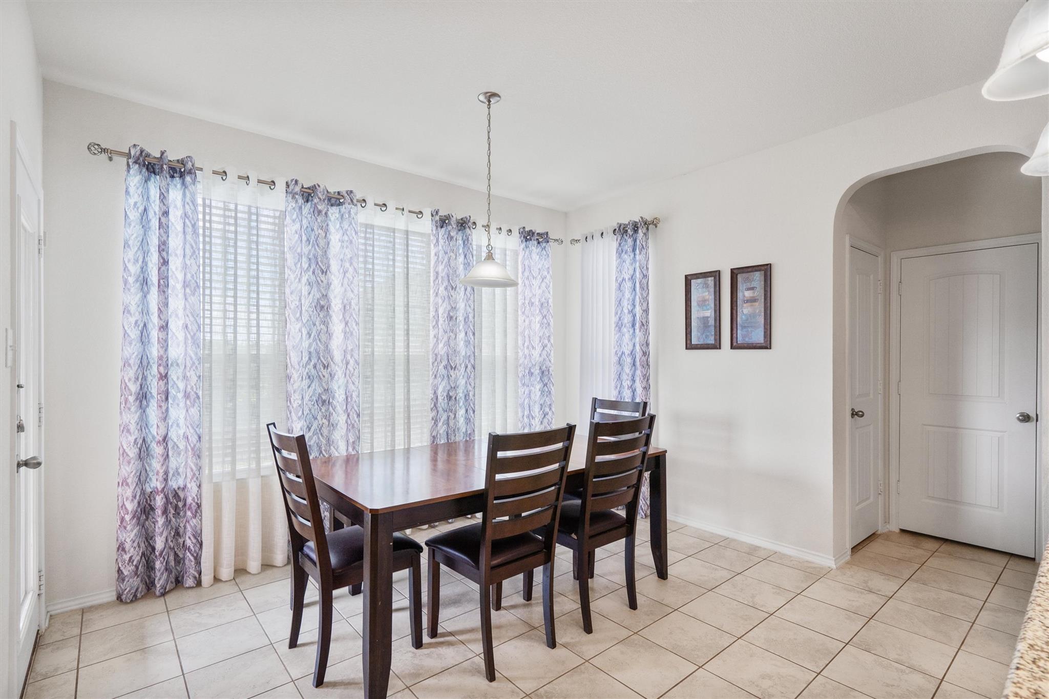 1208 Ravenside Cv Property Photo 13