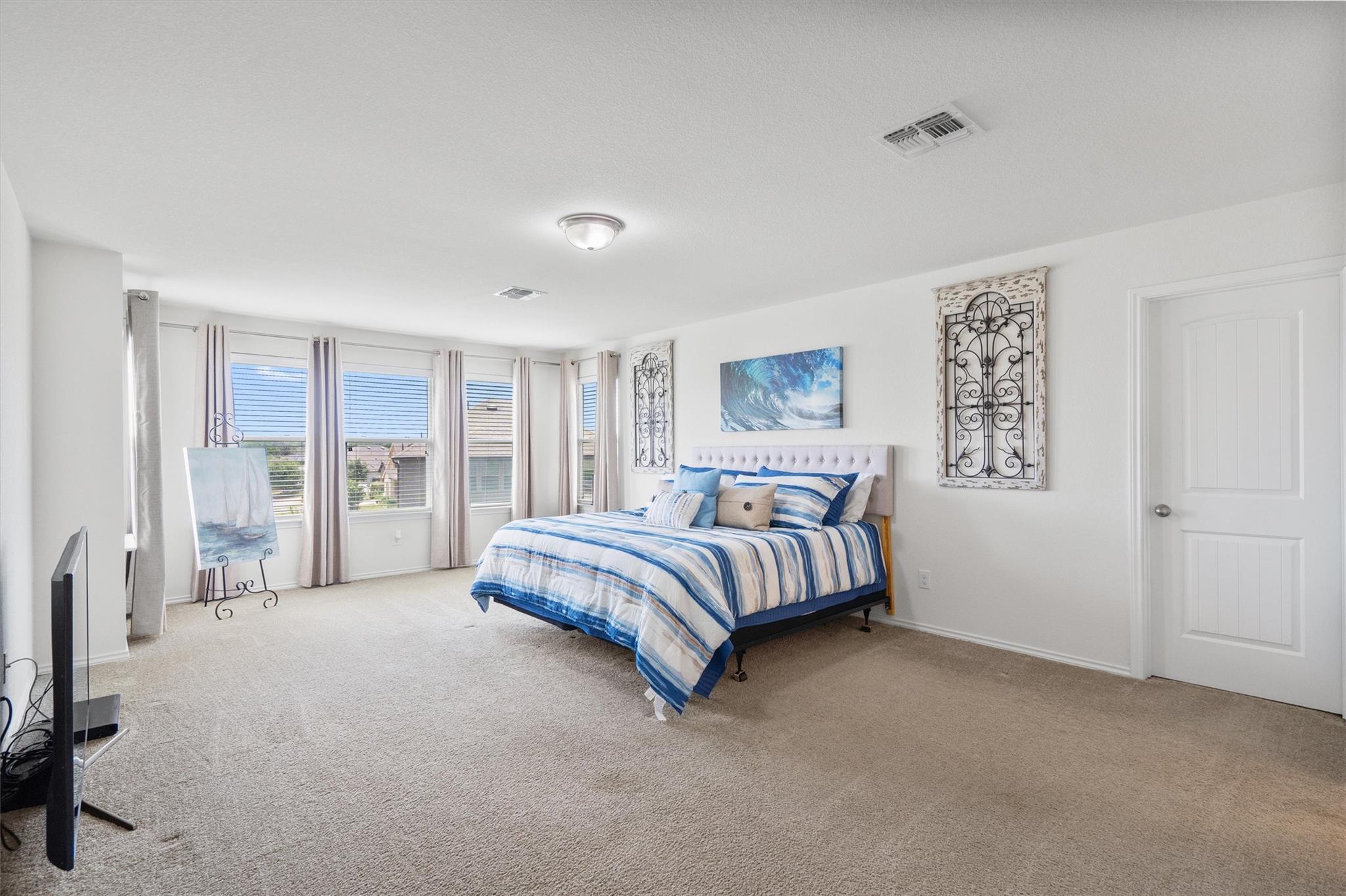 1208 Ravenside Cv Property Photo 24