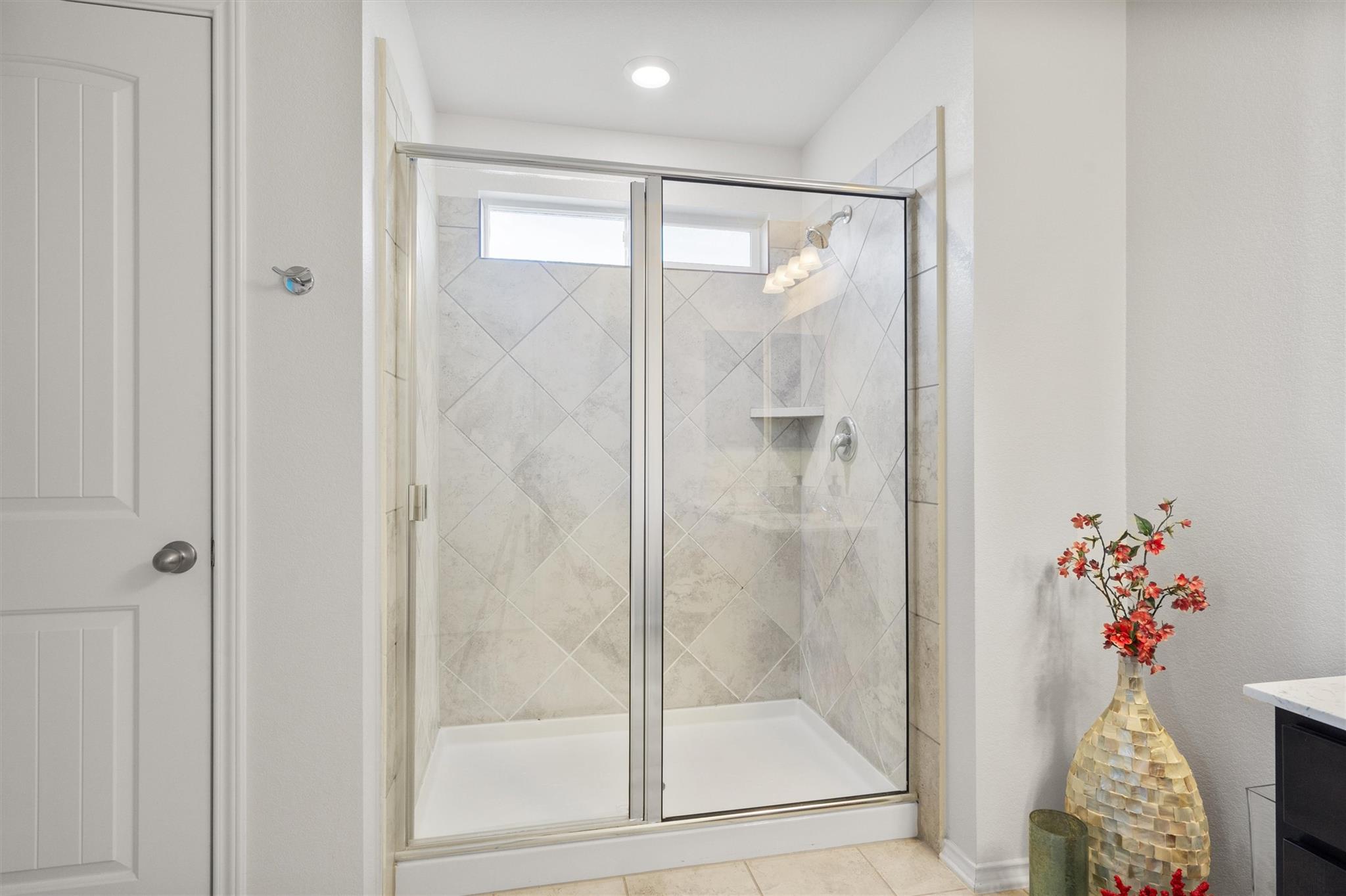 1208 Ravenside Cv Property Photo 26