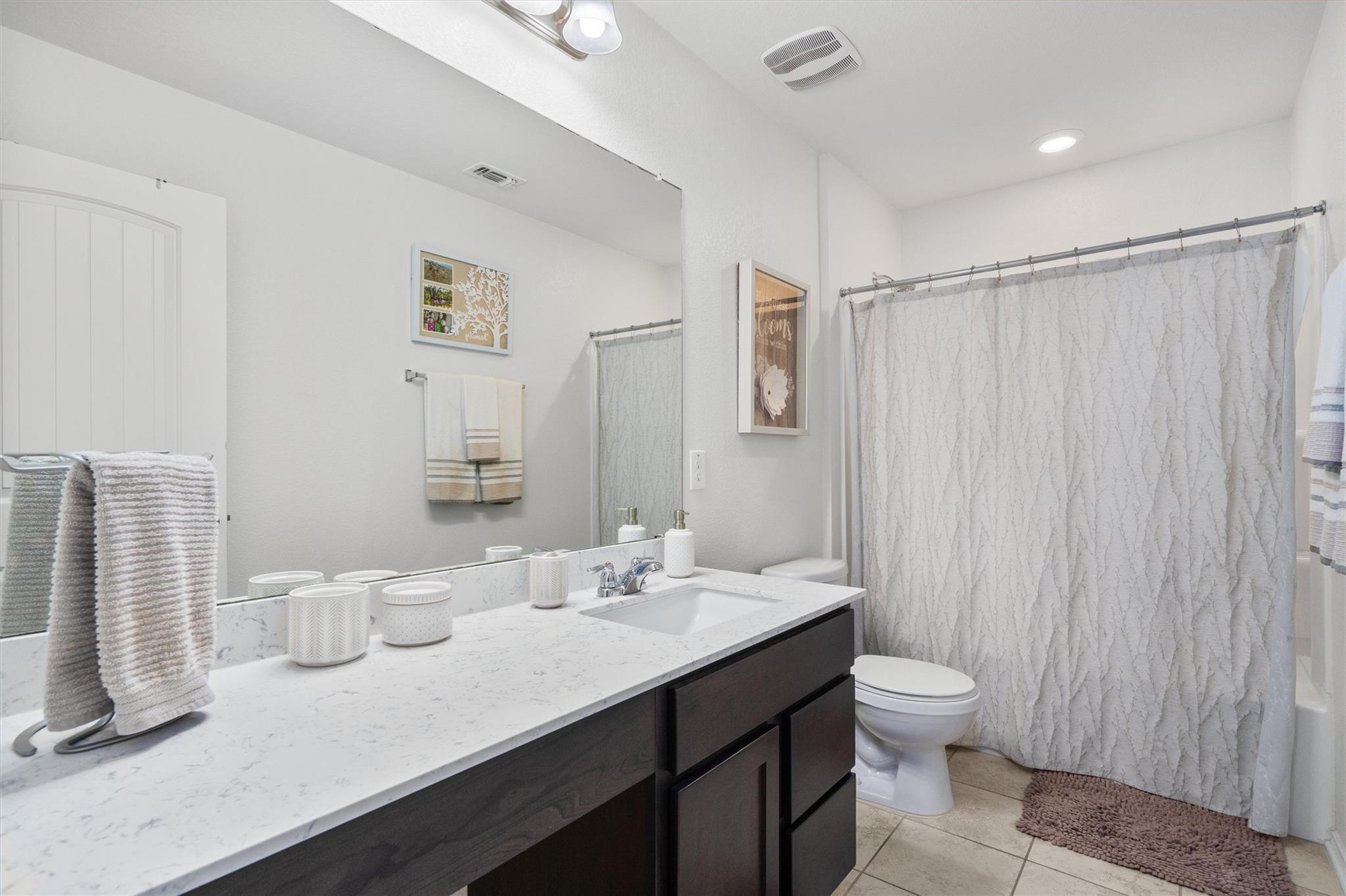 1208 Ravenside Cv Property Photo 33