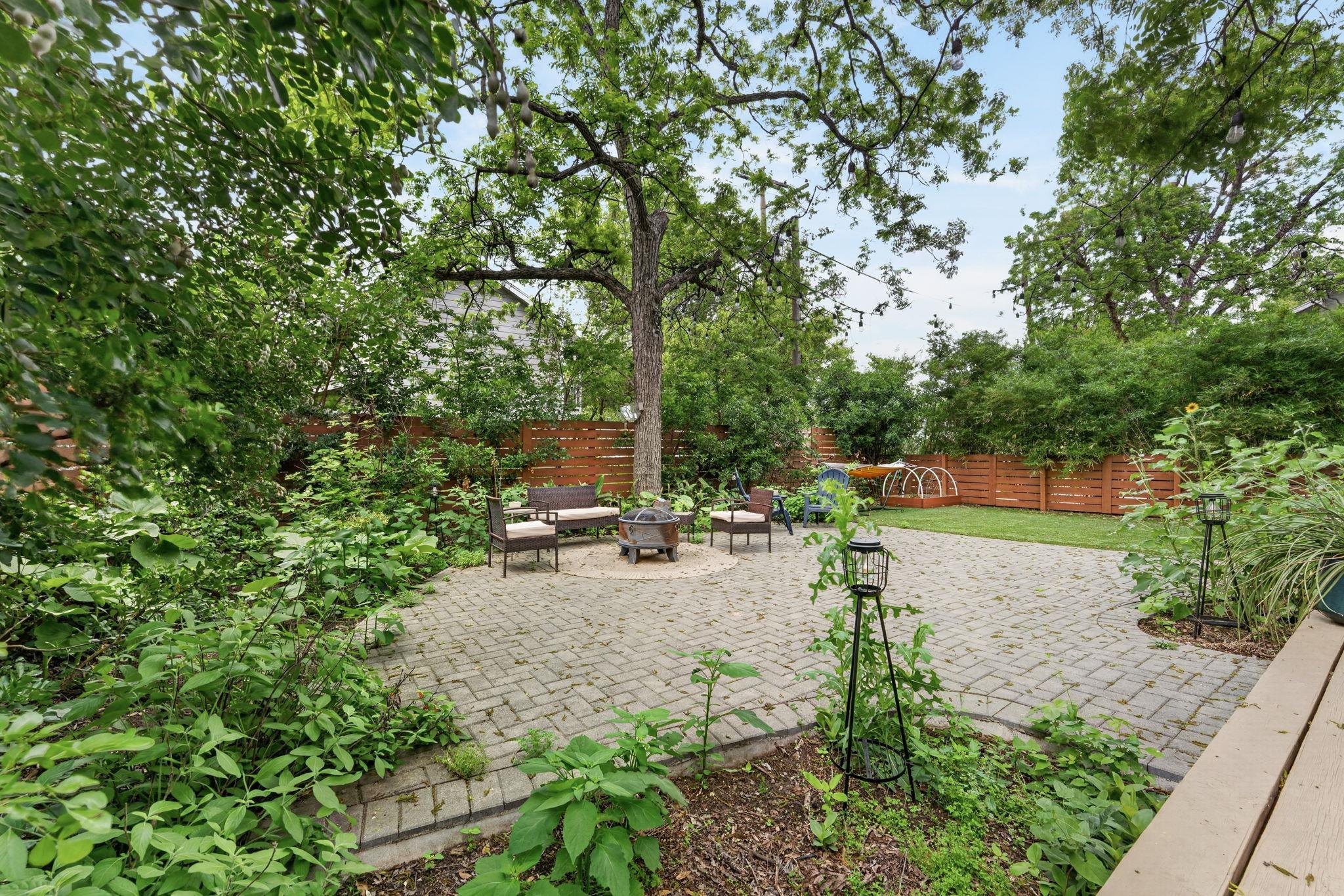 2601 Willow St #b Property Photo 23