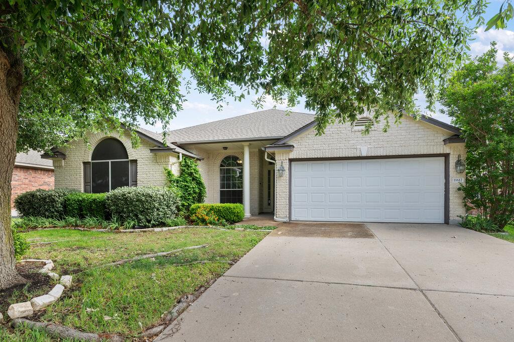 11612 Fletcher Hall Ln Property Photo