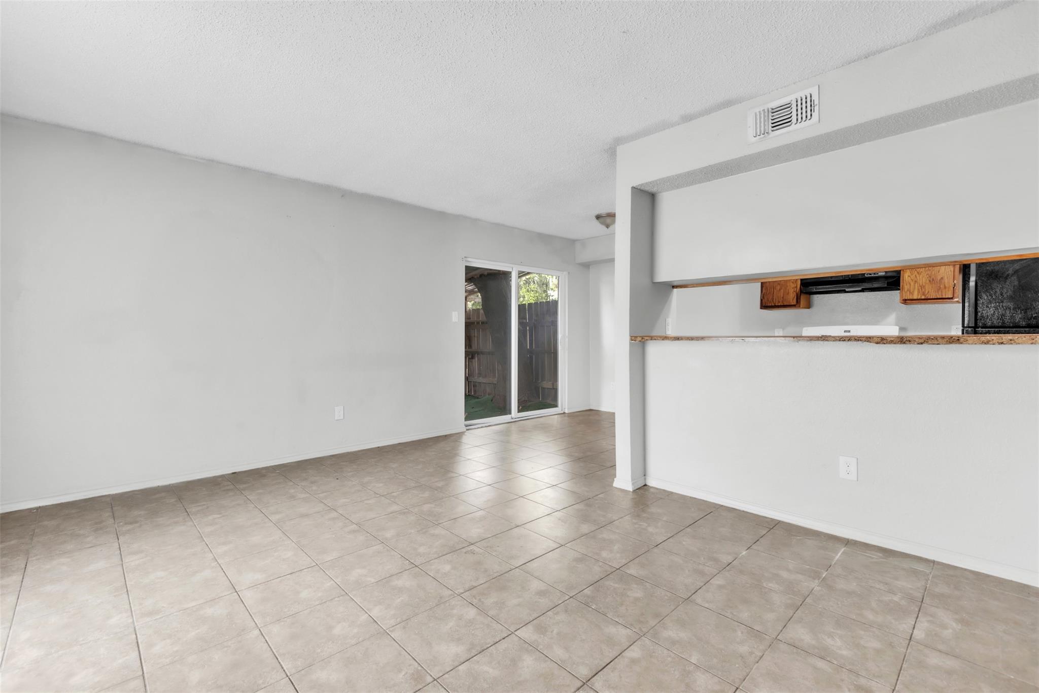 5805 Cougar Dr #D Property Photo 1