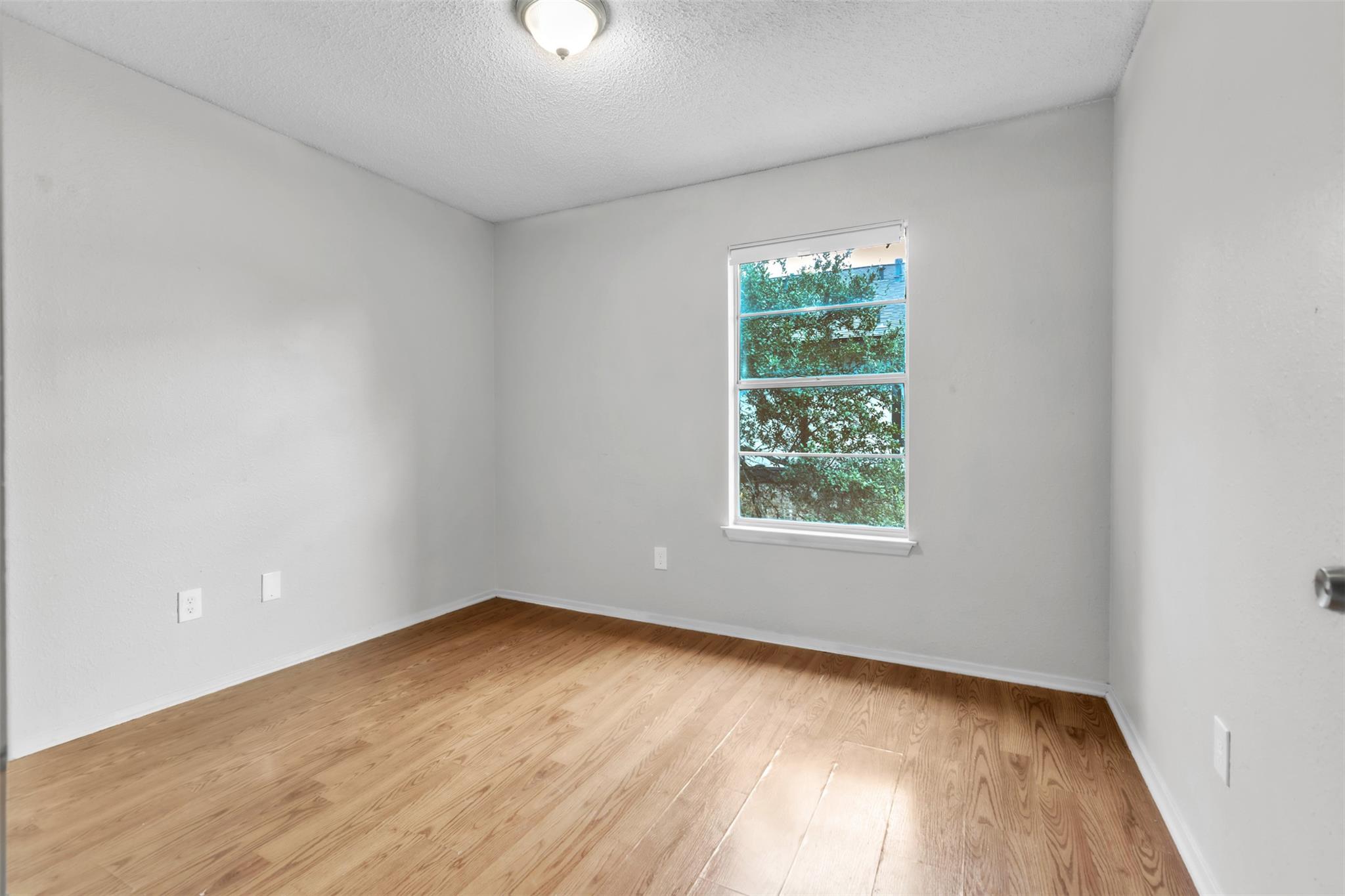 5805 Cougar Dr #d Property Photo 6