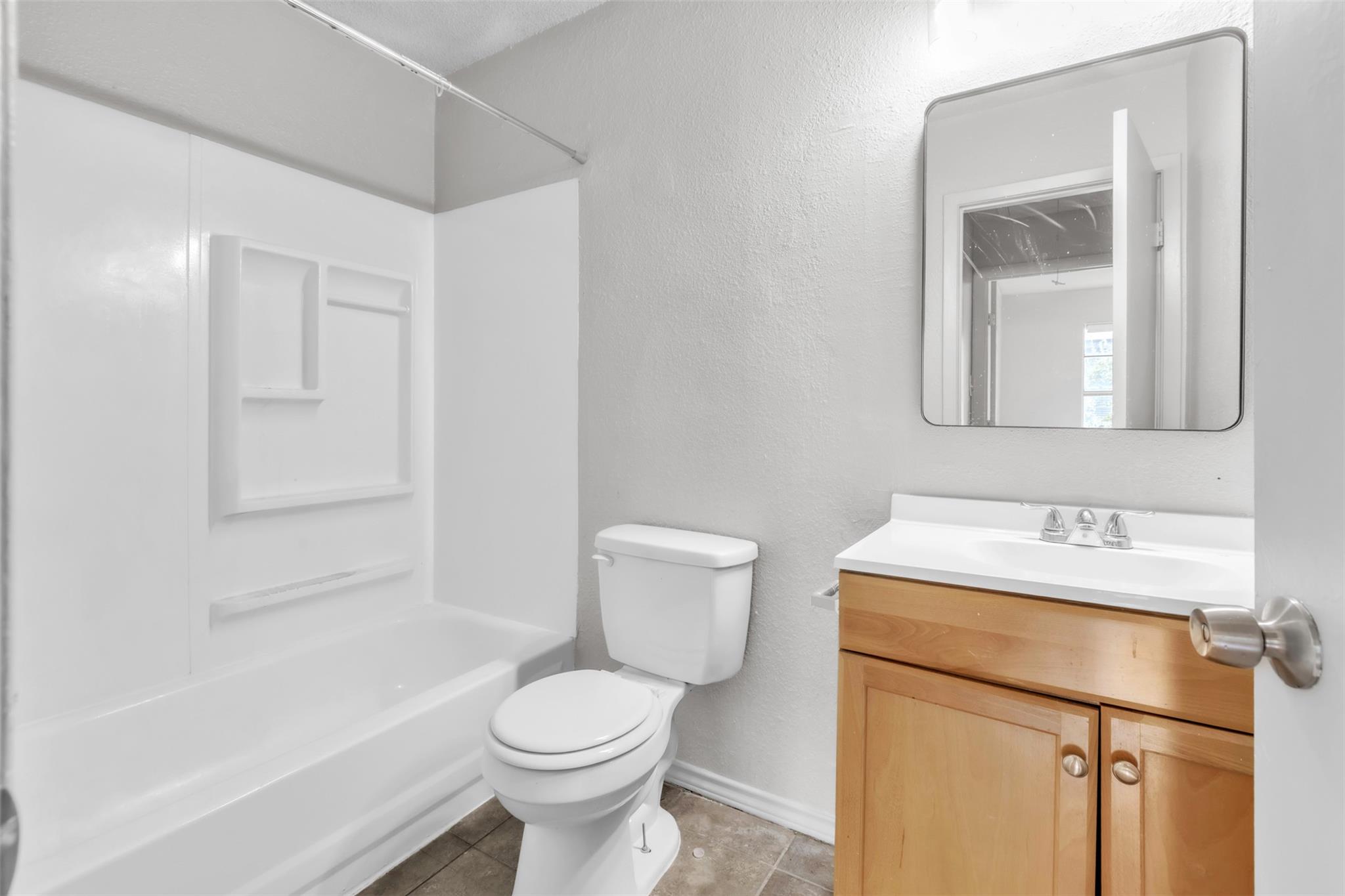 5805 Cougar Dr #d Property Photo 8