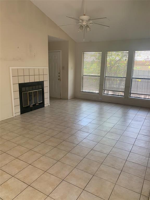 1013 Kavanagh Dr Property Photo 2