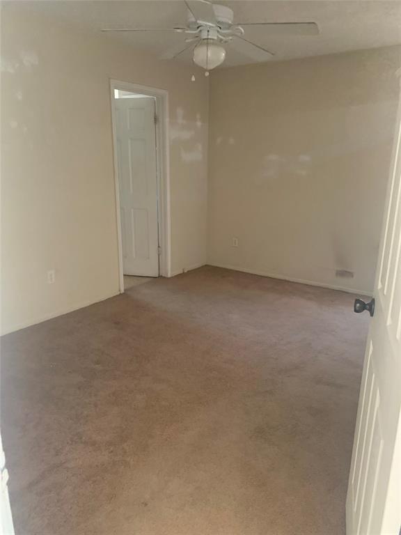 1013 Kavanagh Dr Property Photo 5
