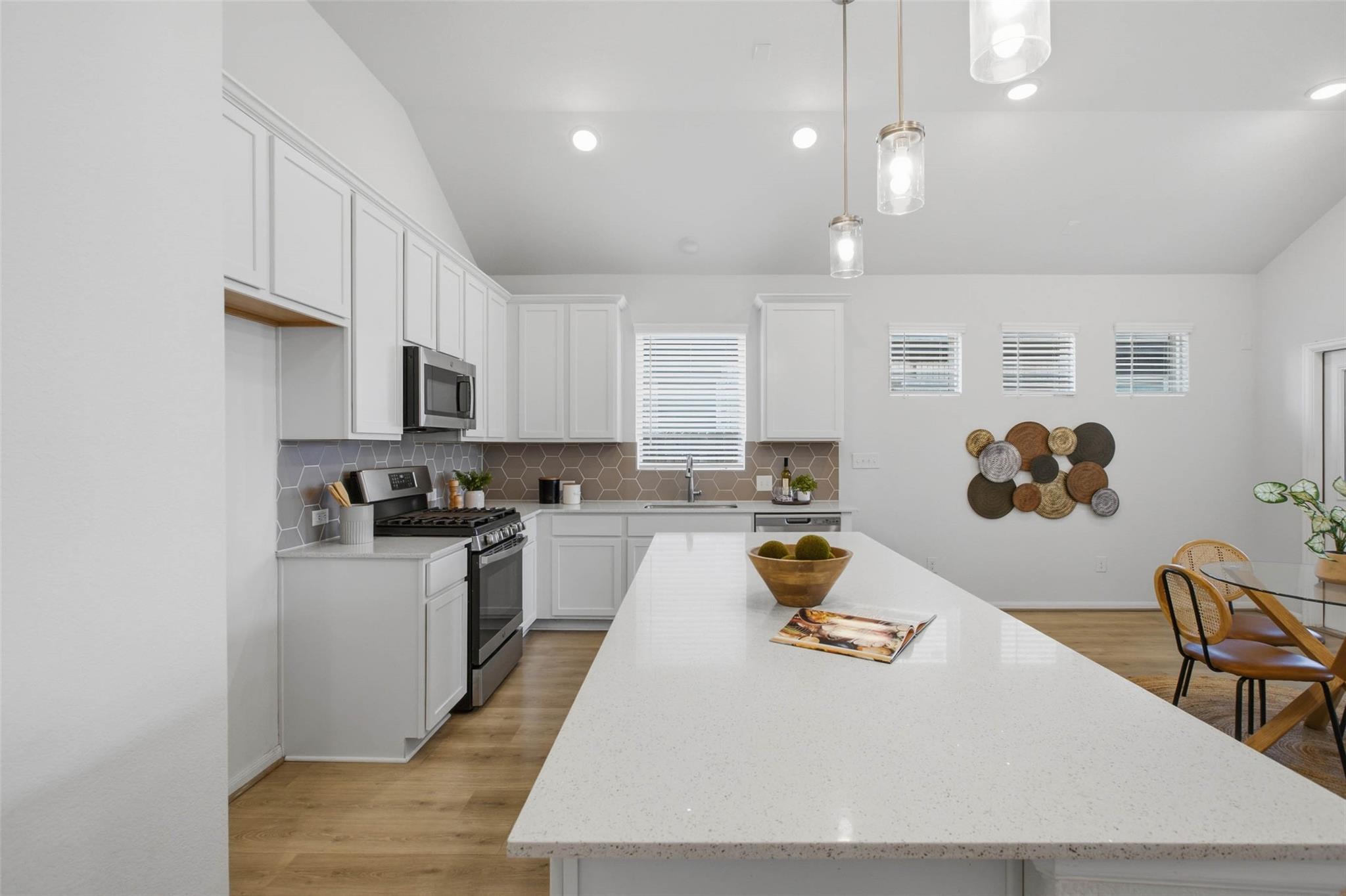 1061 Blue Oak Blvd Property Photo 13