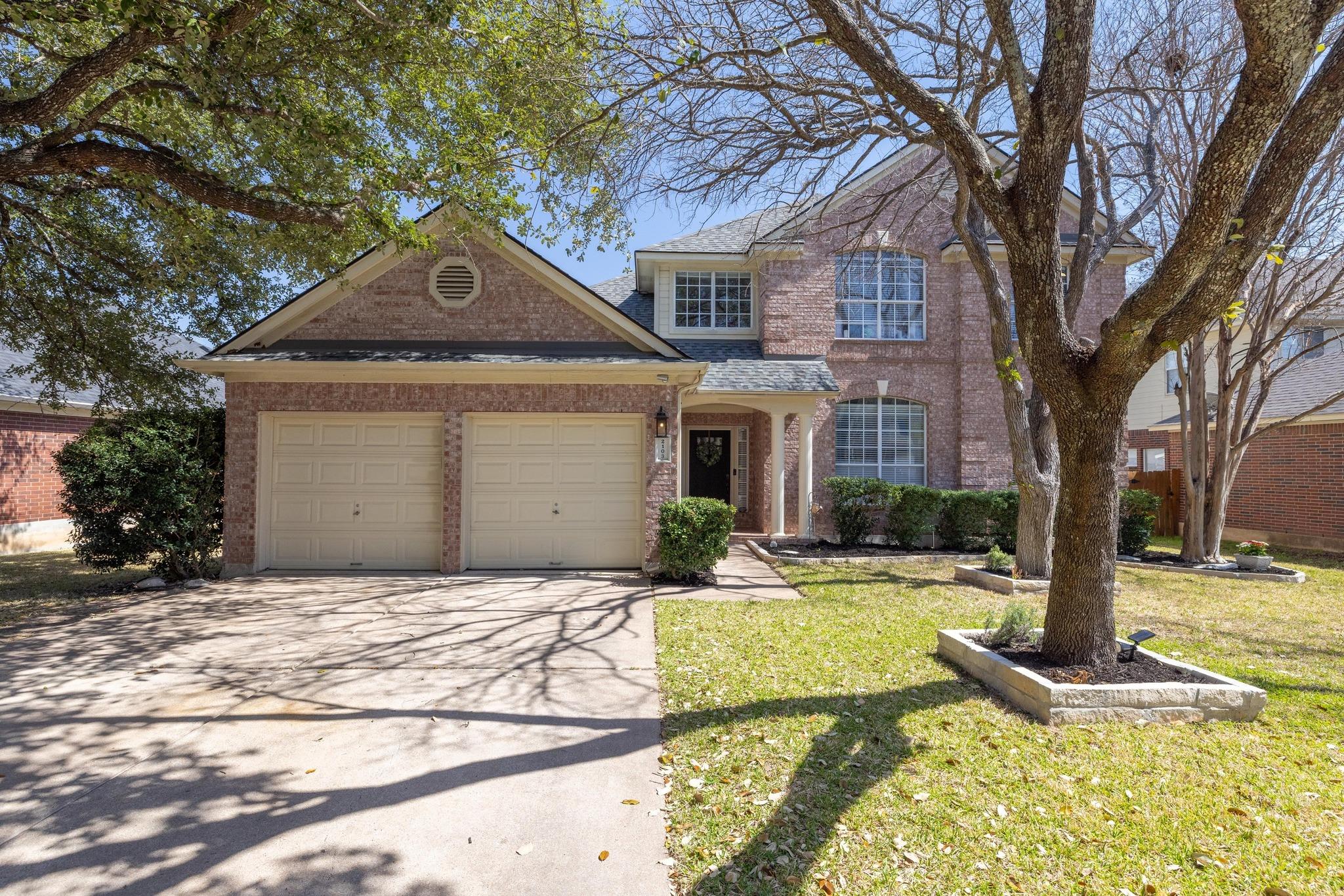 2103 Smoke Tree Trl Property Photo