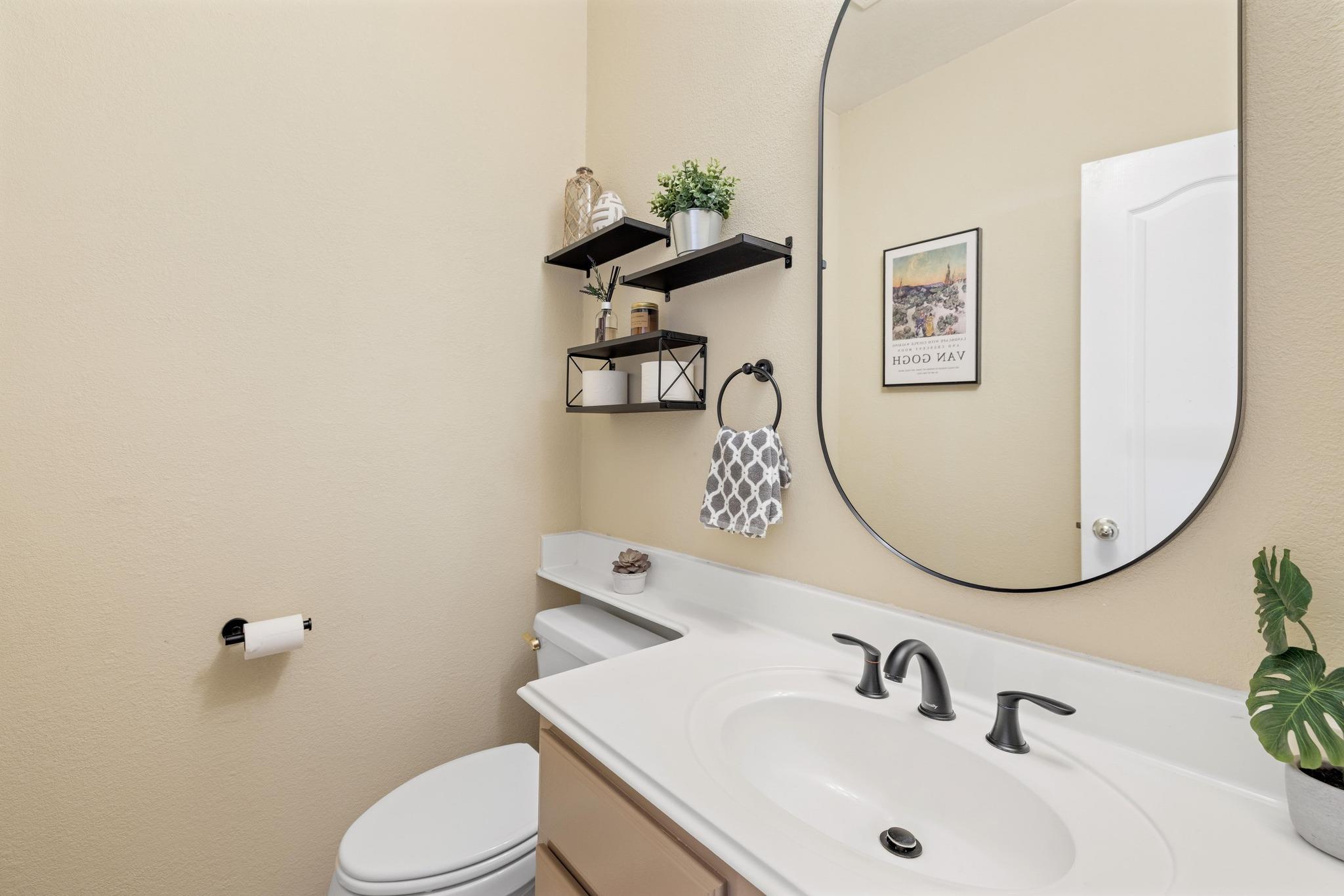 2103 Smoke Tree Trl Property Photo 16