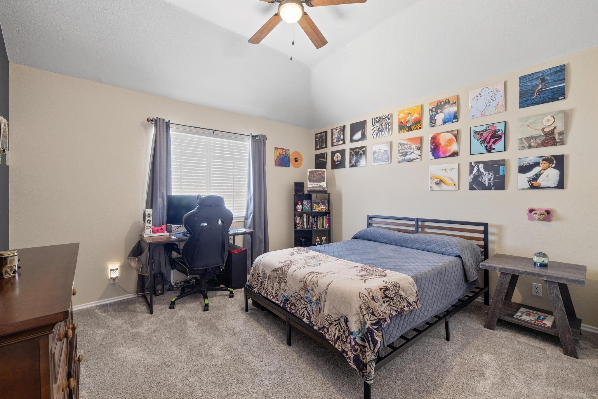 2103 Smoke Tree Trl Property Photo 18