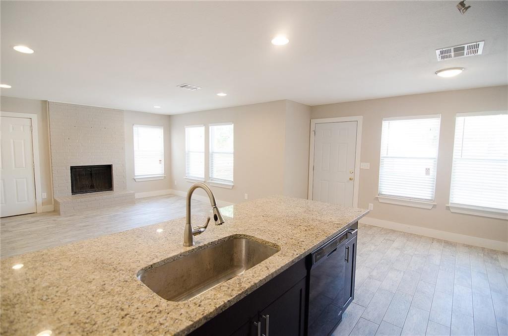 11901 Alpheus Ave #b Property Photo 6