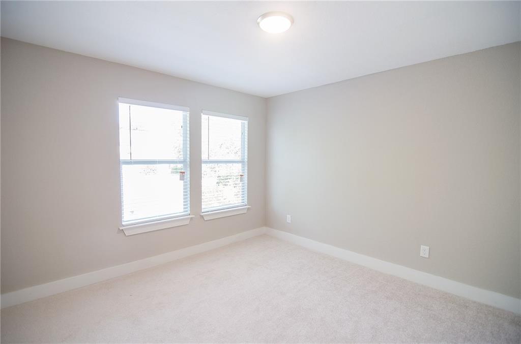 11901 Alpheus Ave #b Property Photo 14