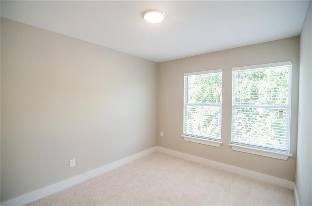 11901 Alpheus Ave #b Property Photo 16