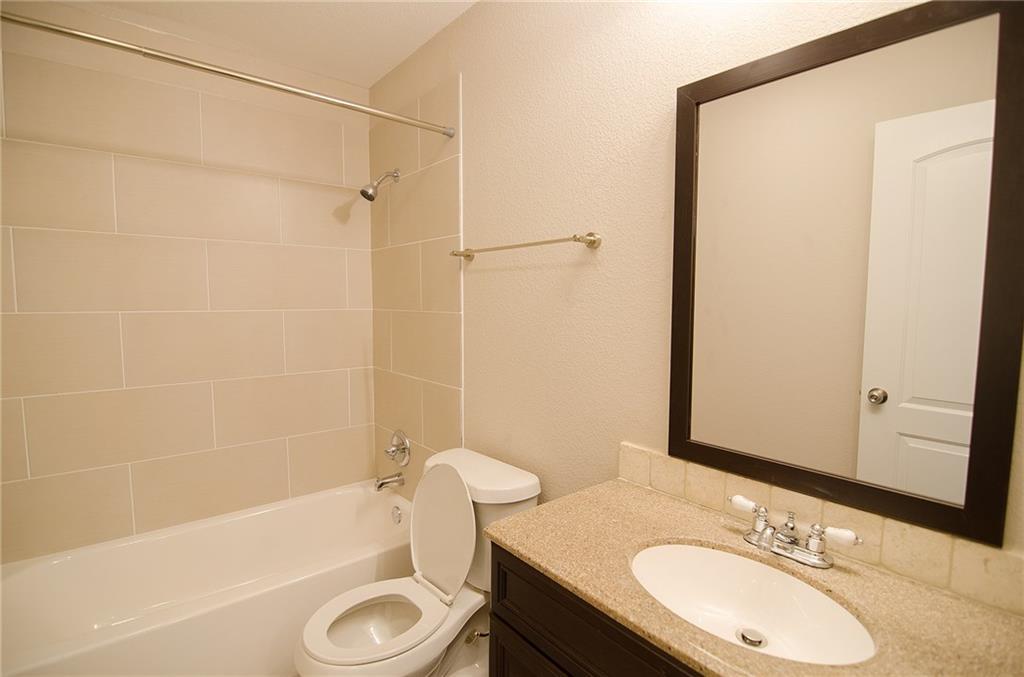 11901 Alpheus Ave #b Property Photo 18