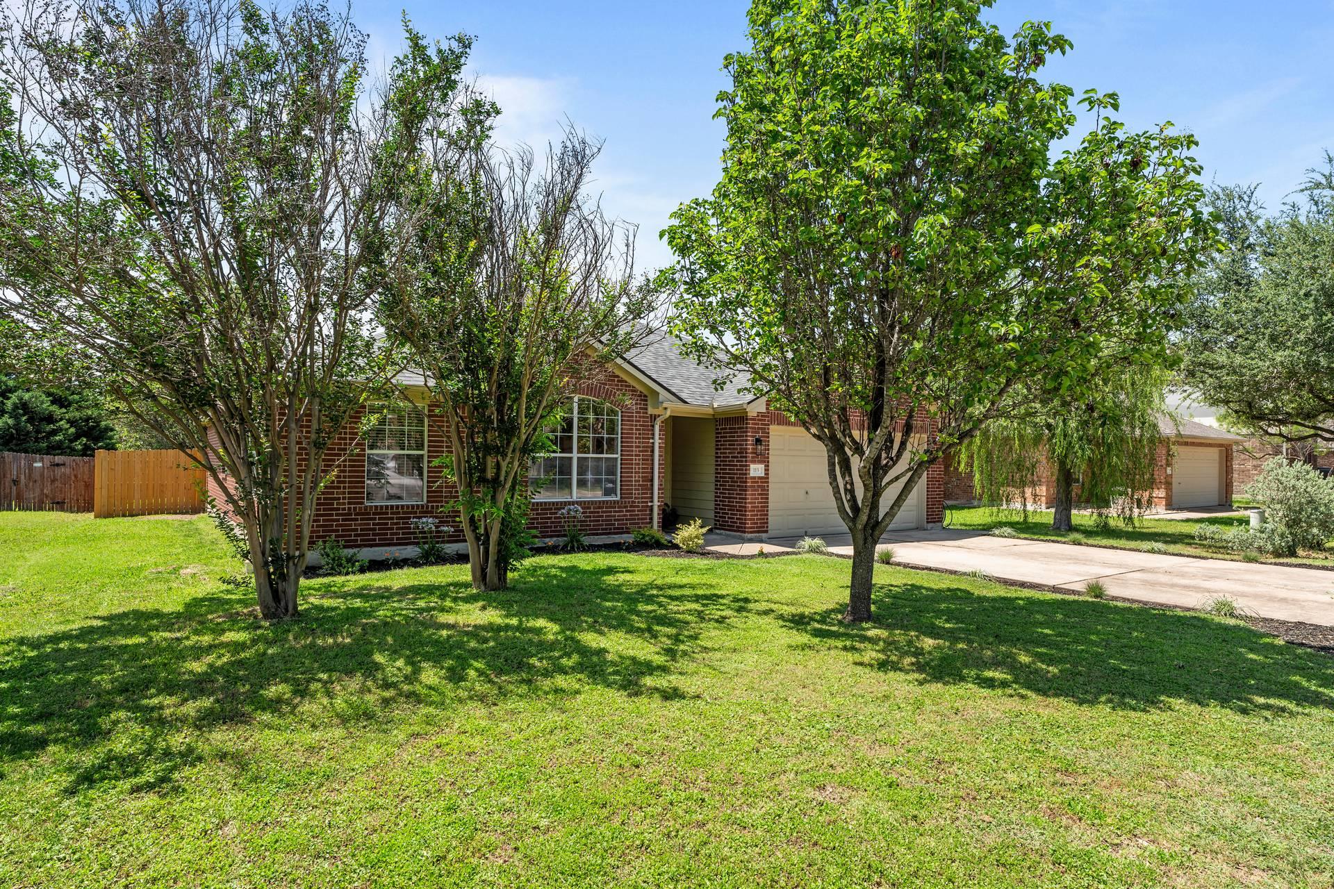 113 Hanstrom Dr Property Photo 32