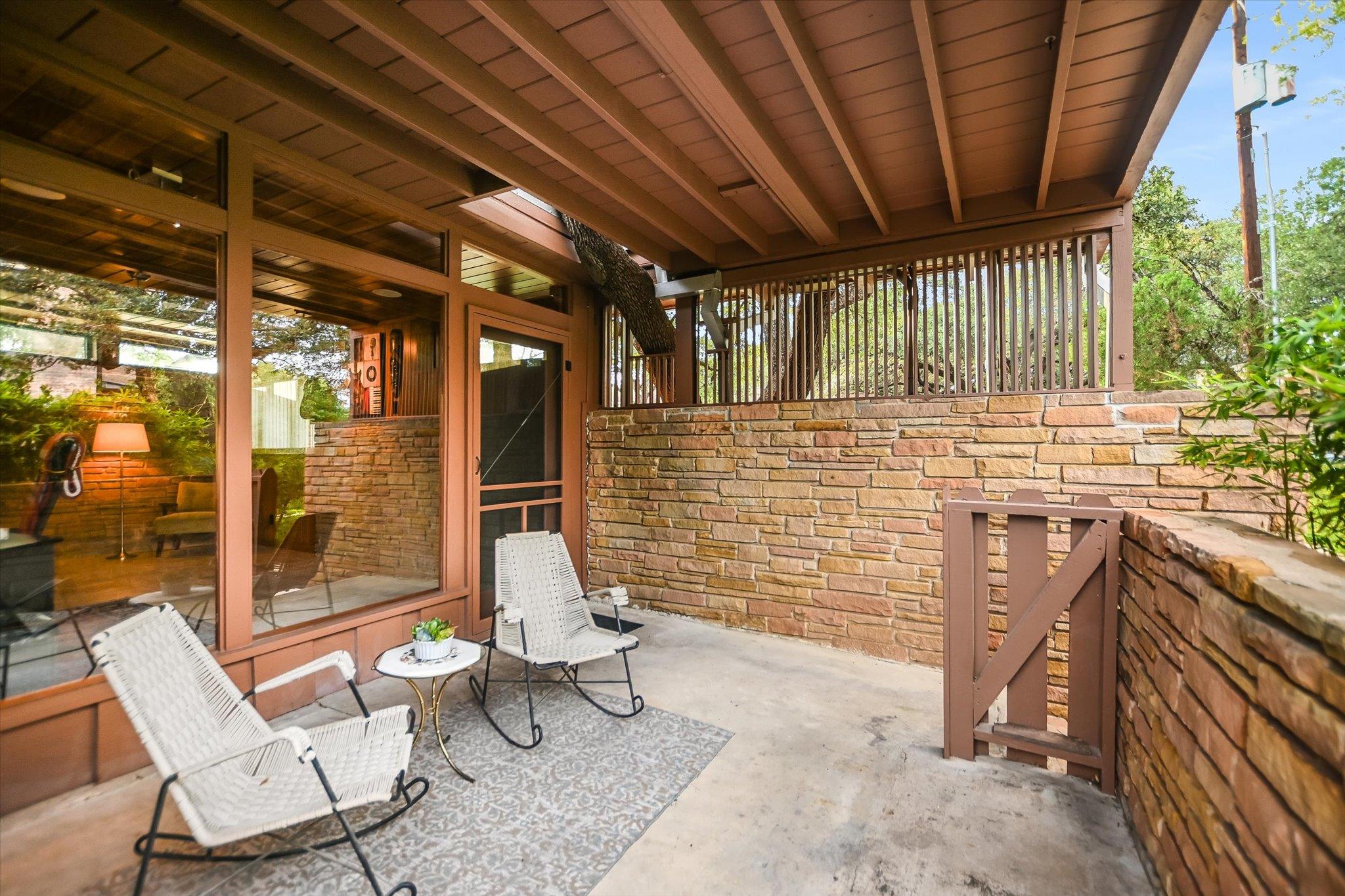 407 Almarion Dr Property Photo 20