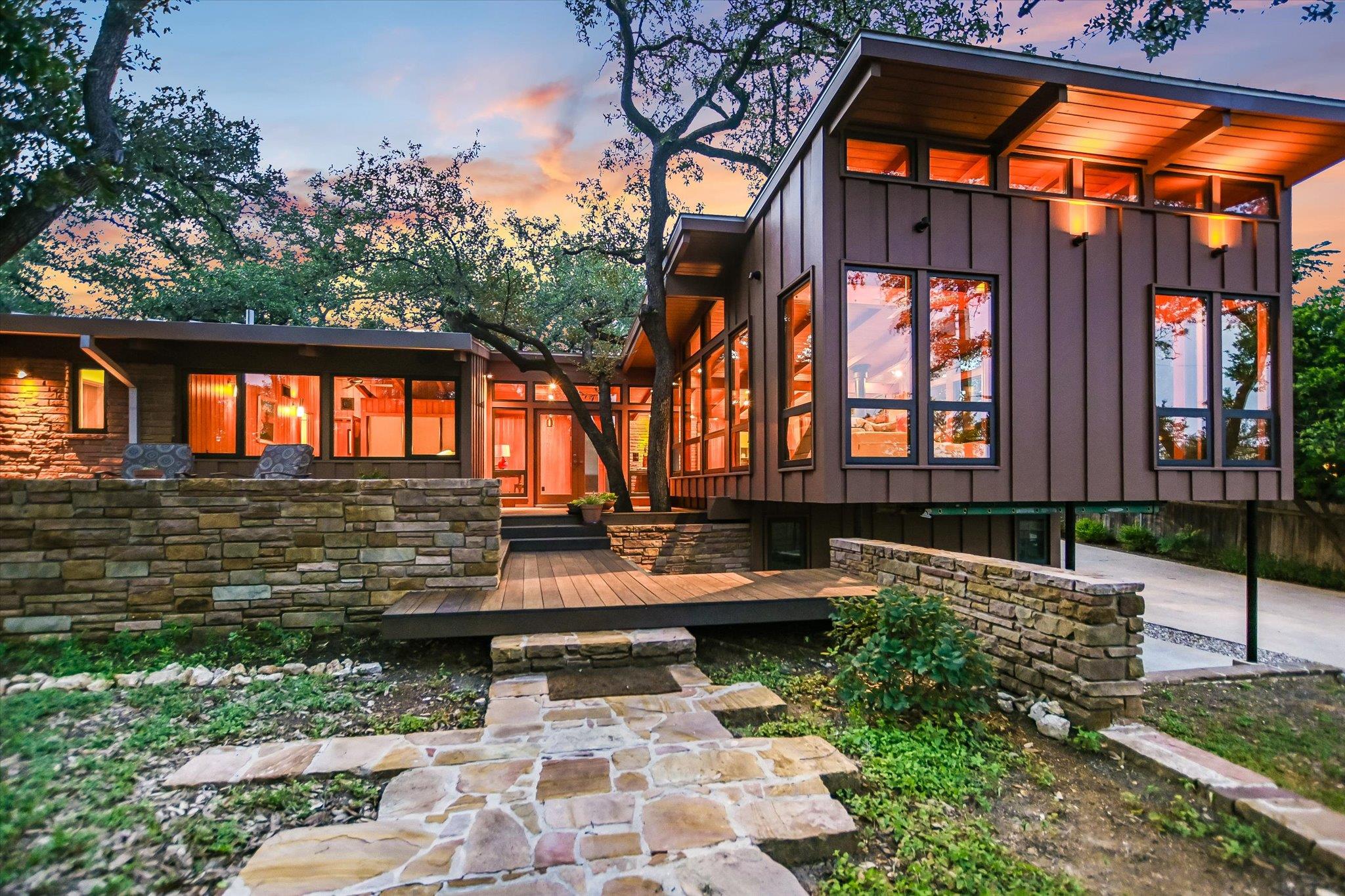 407 Almarion Dr Property Photo 27