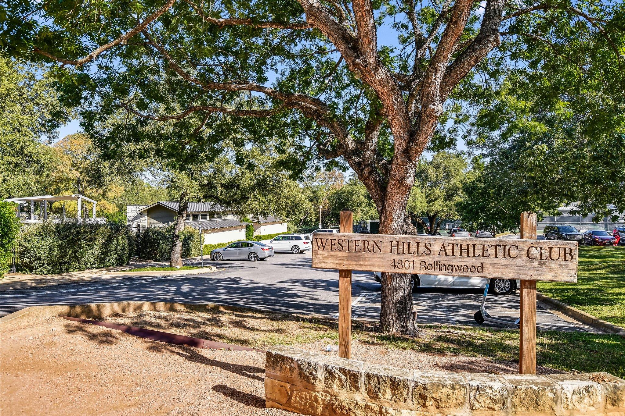 407 Almarion Dr Property Photo 33