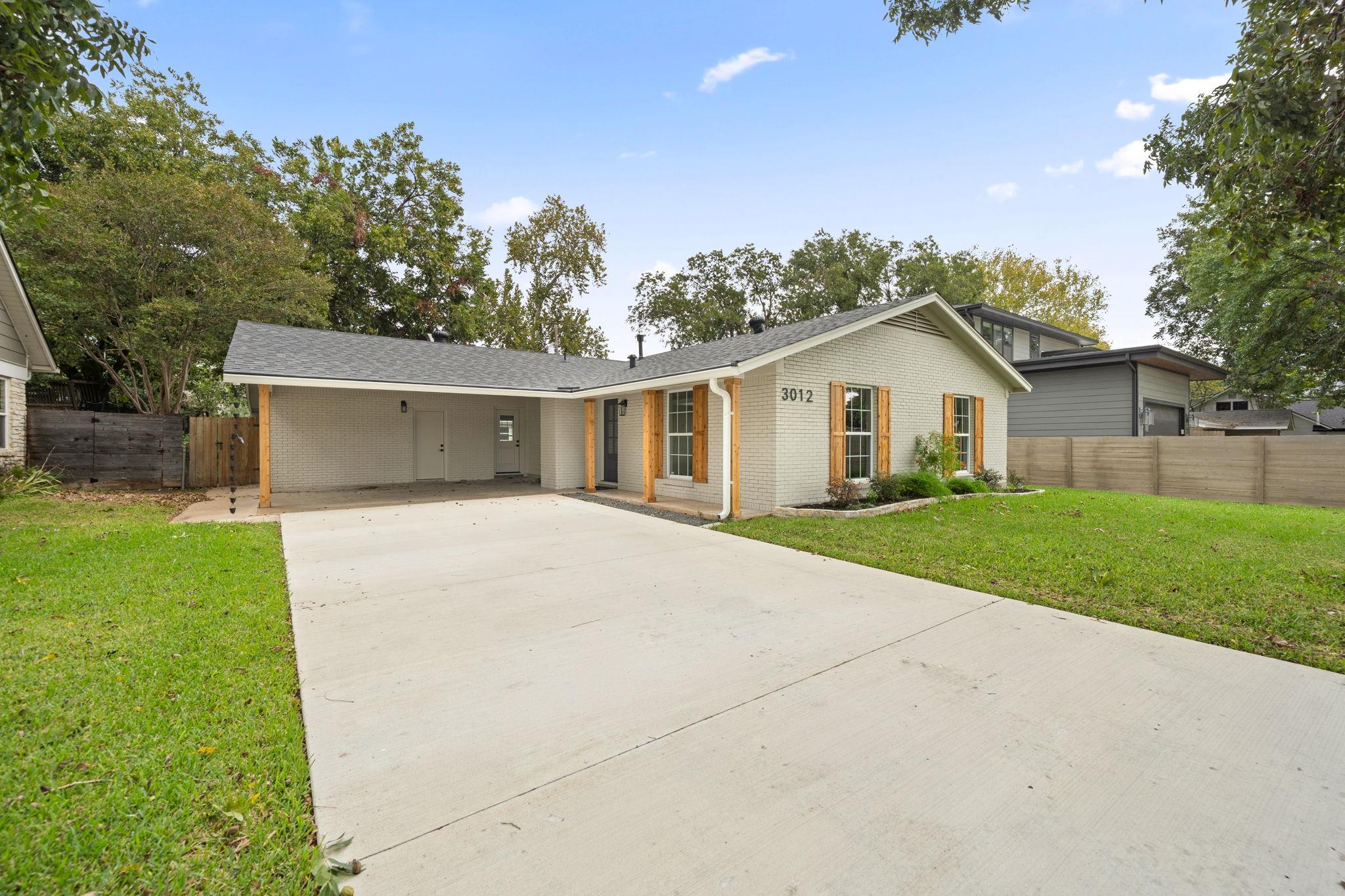 3012 Hunt Trl Property Photo 2