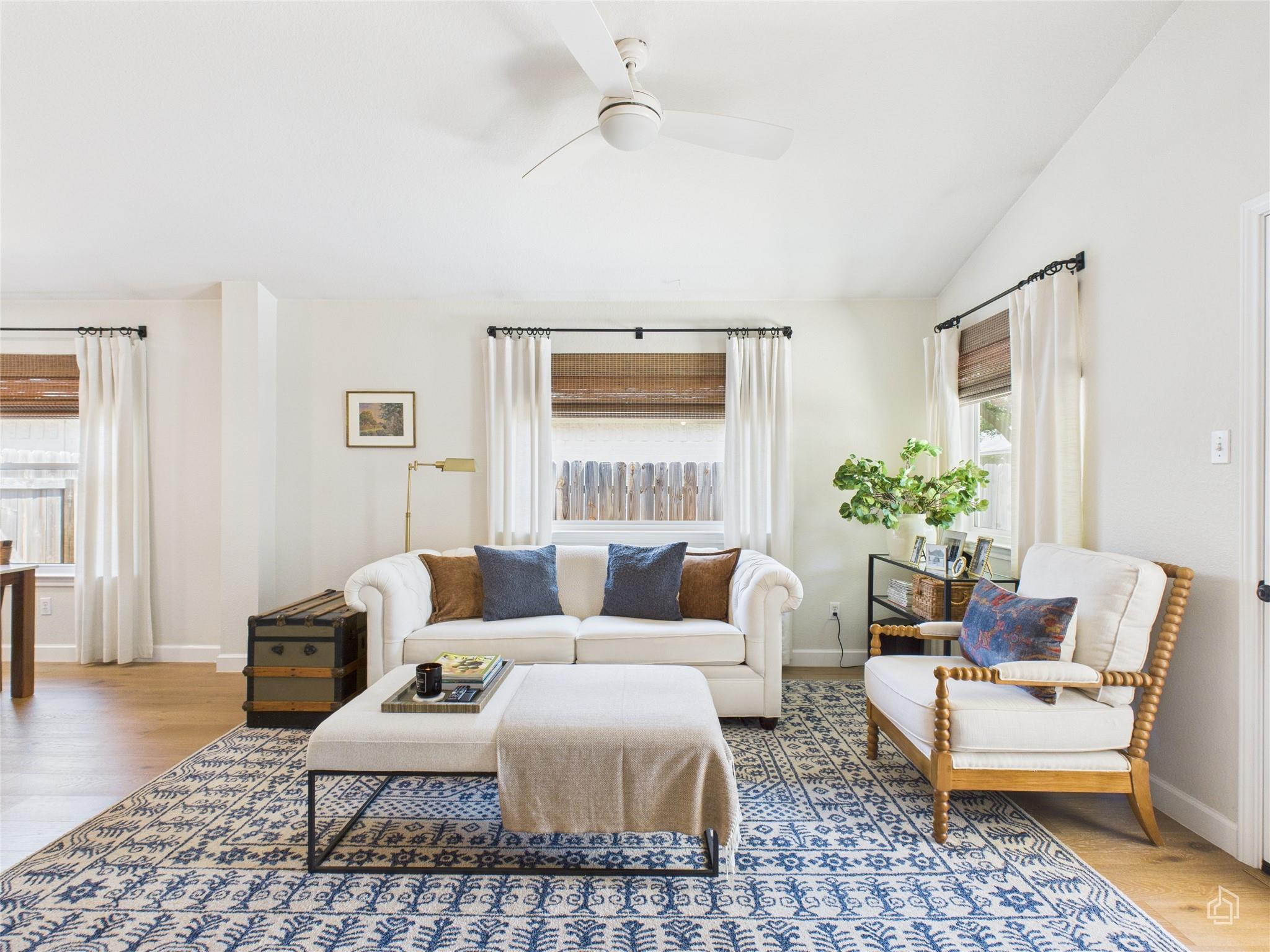 4309 Companeros Way Property Photo 2