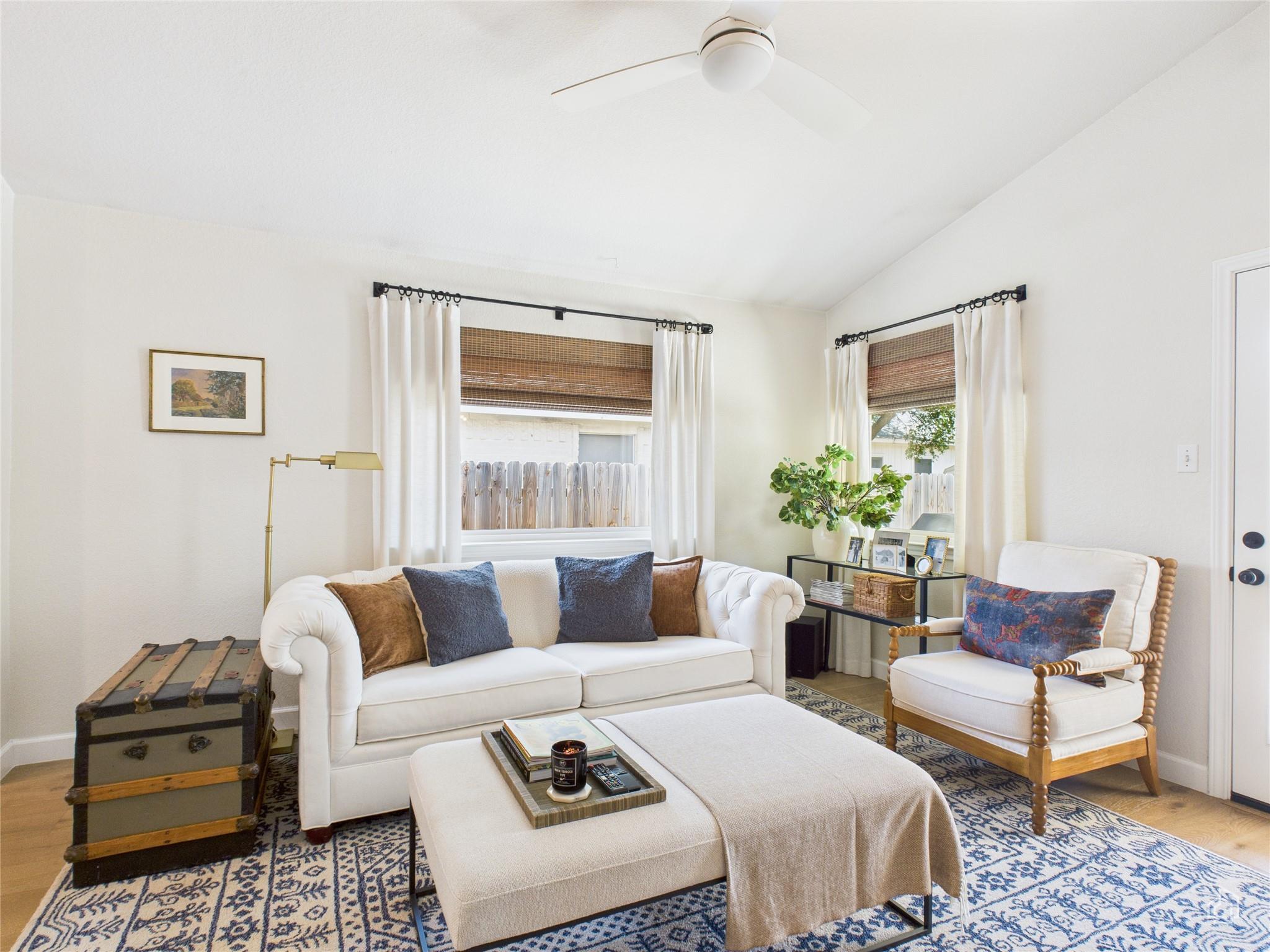 4309 Companeros Way Property Photo 4