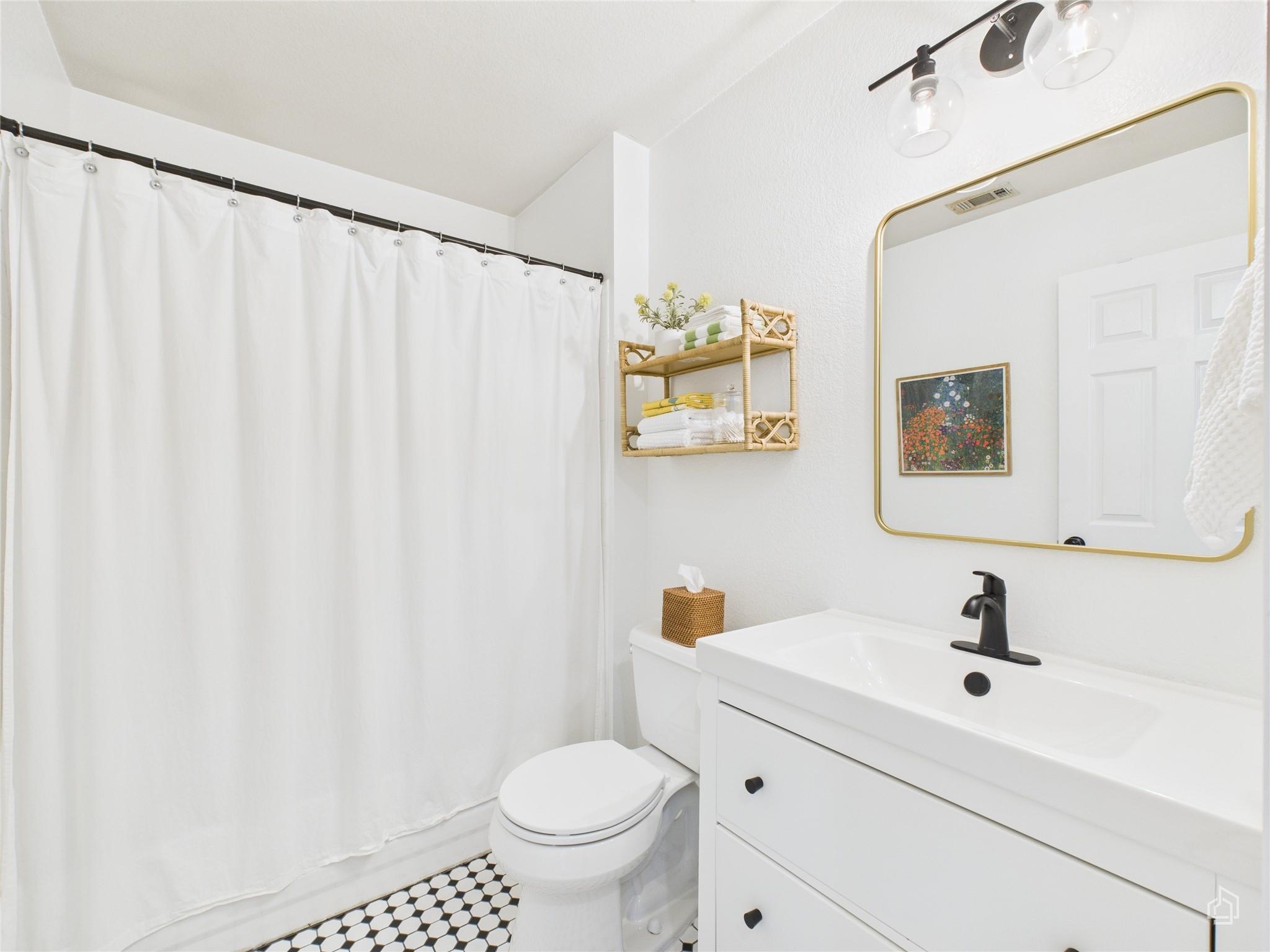 4309 Companeros Way Property Photo 11