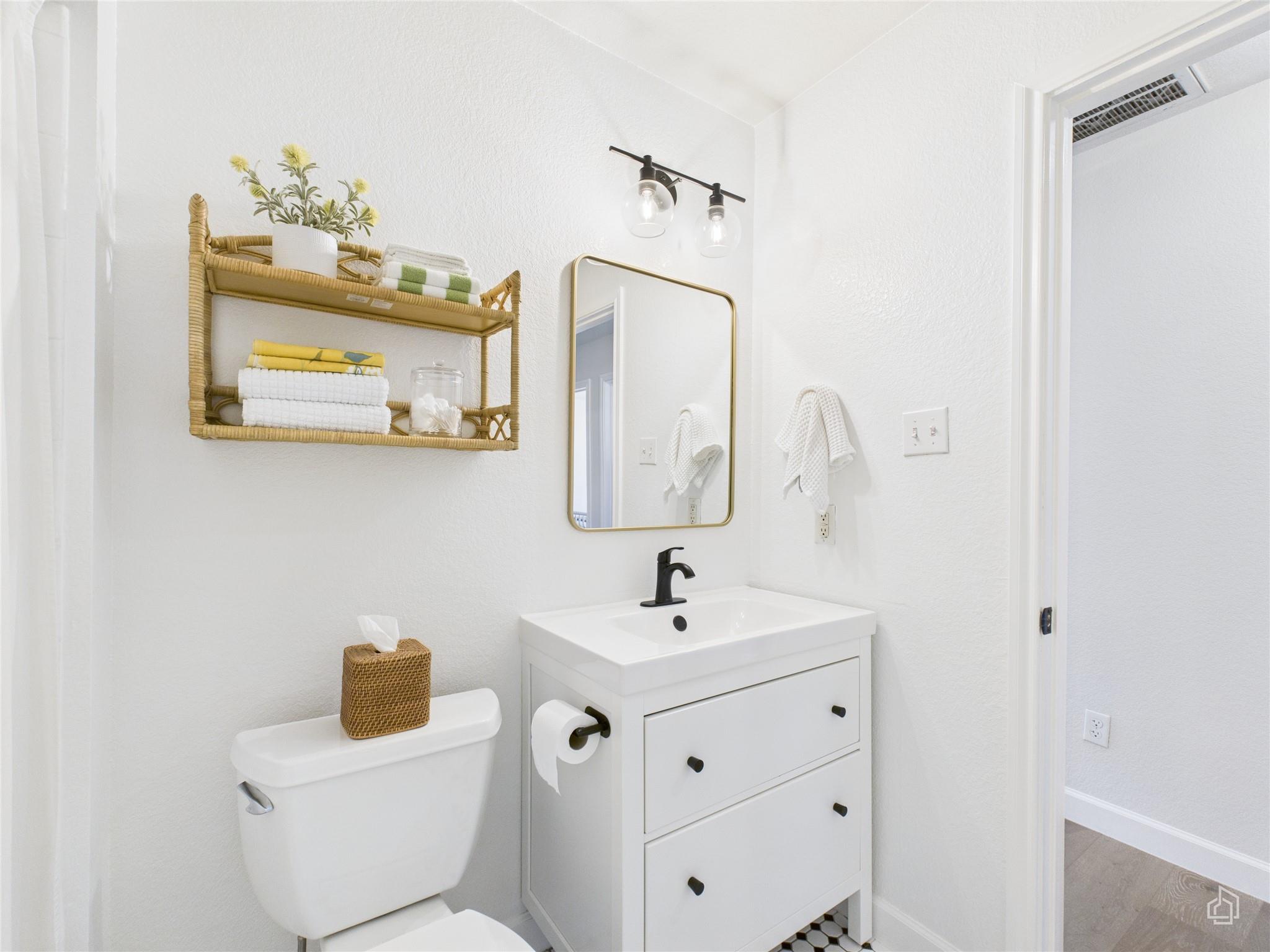 4309 Companeros Way Property Photo 12