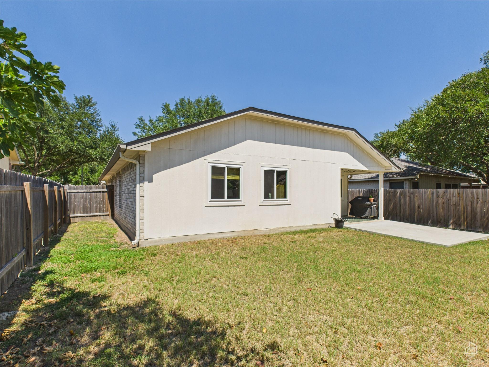 4309 Companeros Way Property Photo 22