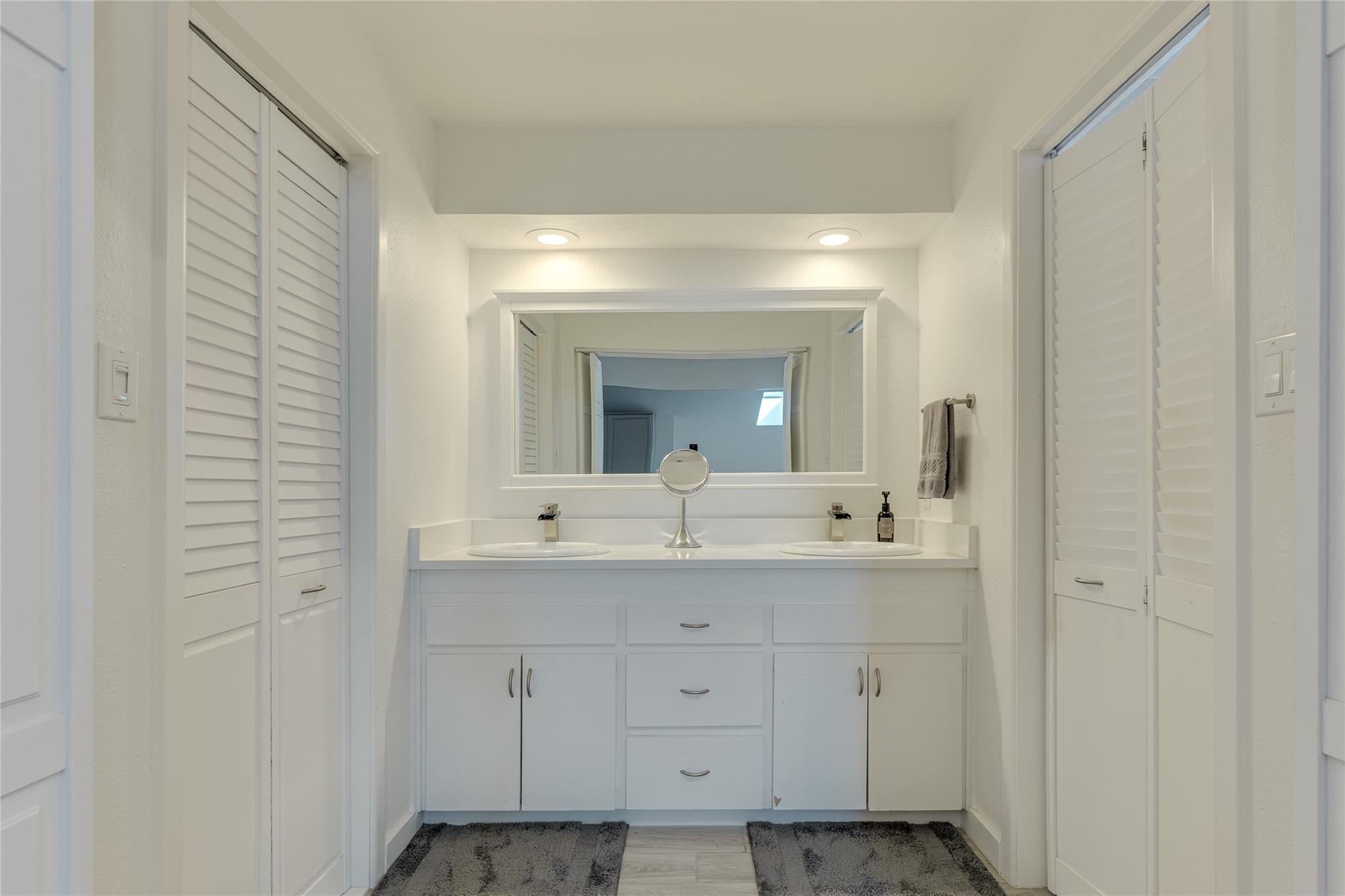1735 Spyglass Dr #112 Property Photo 25