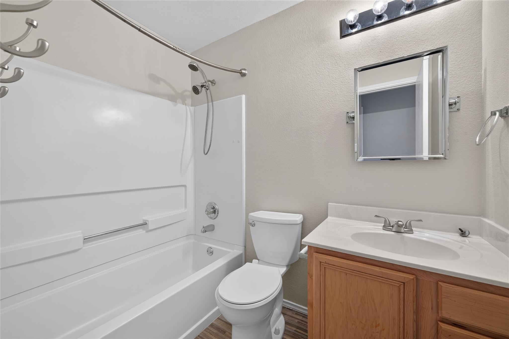 13636 Merseyside Dr Property Photo 22