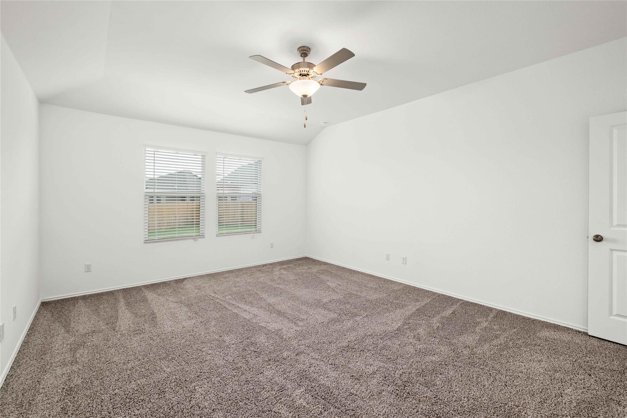 416 Escondido Cir Property Photo 14