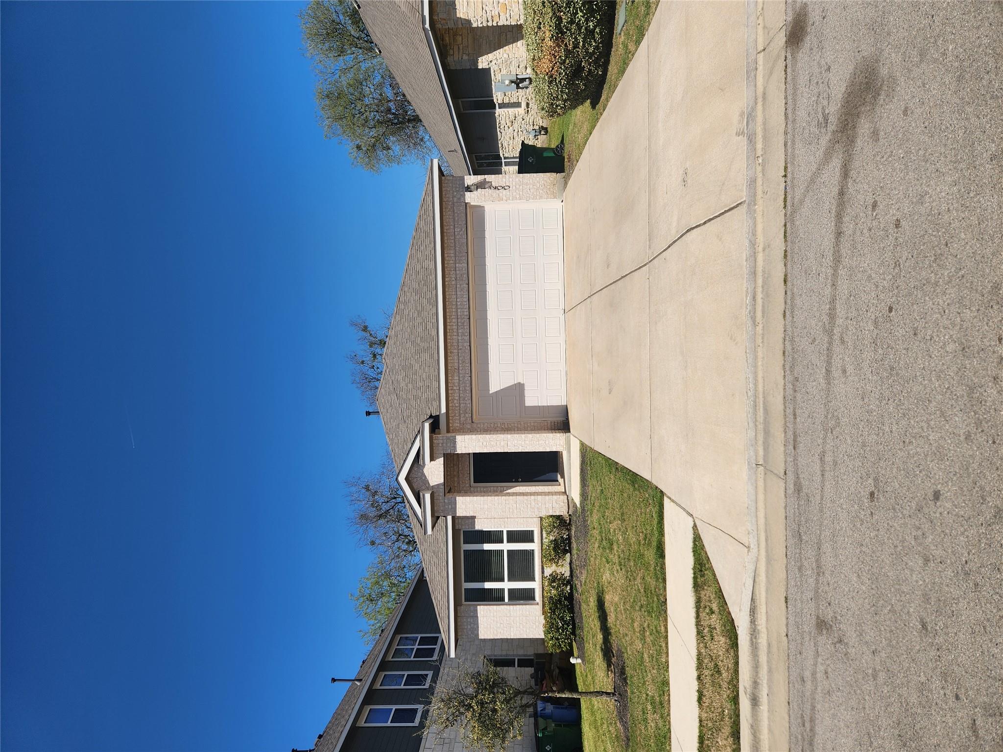 1200 Warm Springs Dr Property Photo