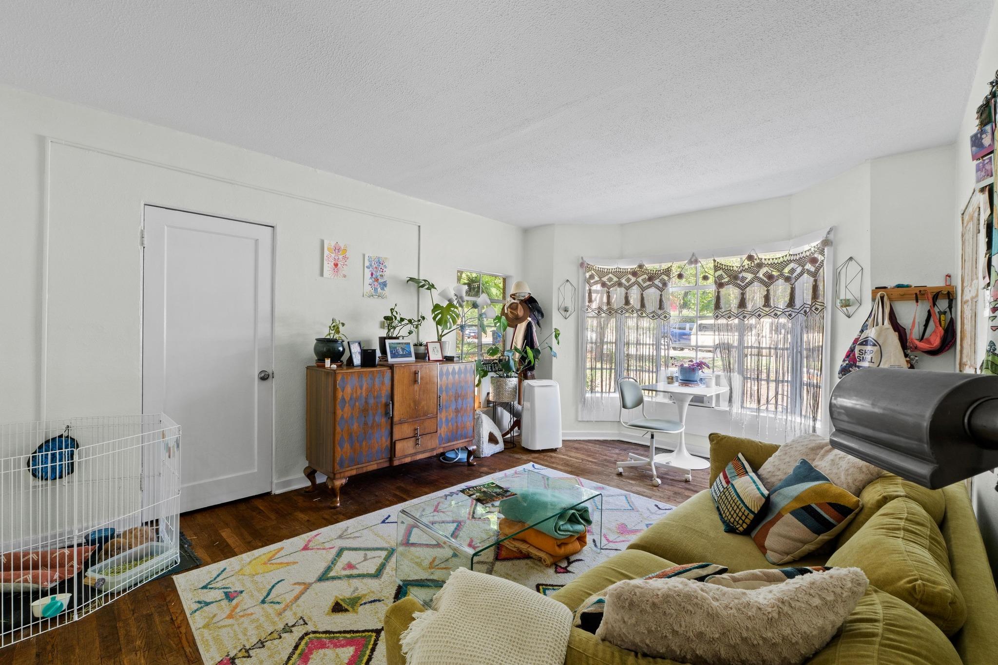 1403 Ashwood Rd Property Photo 8