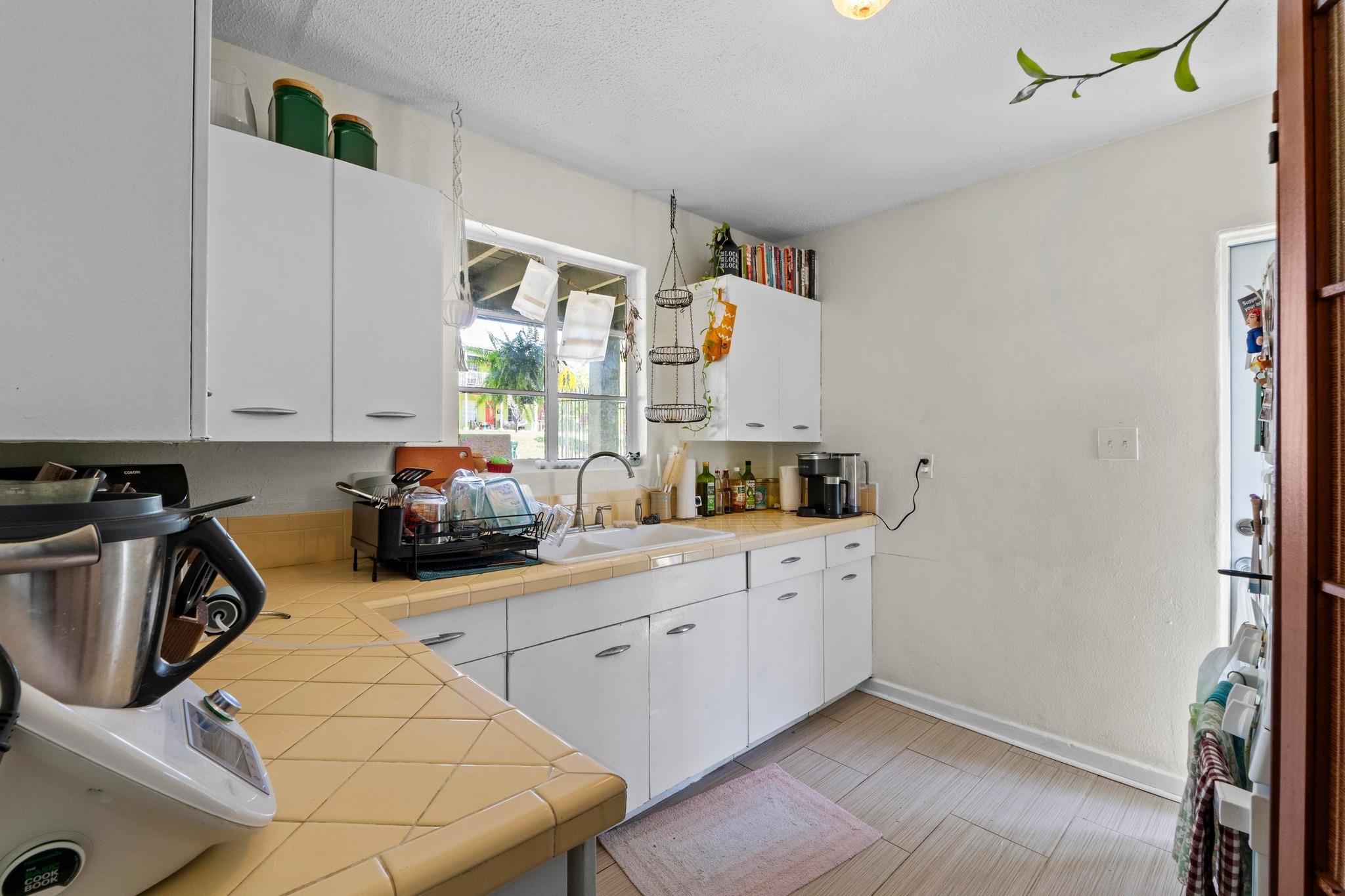 1403 Ashwood Rd Property Photo 10