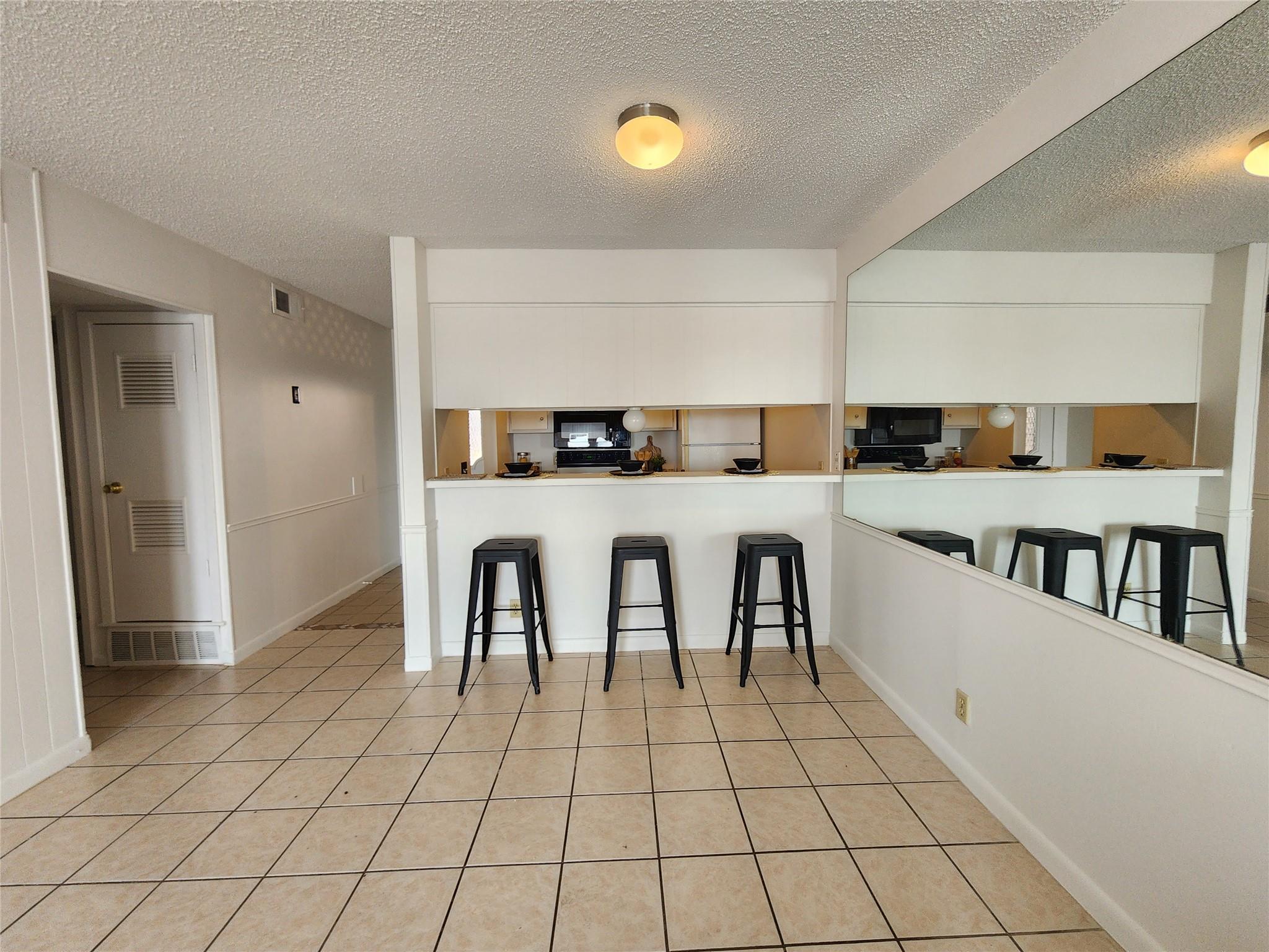 6501 E Hill Dr #121 Property Photo 6
