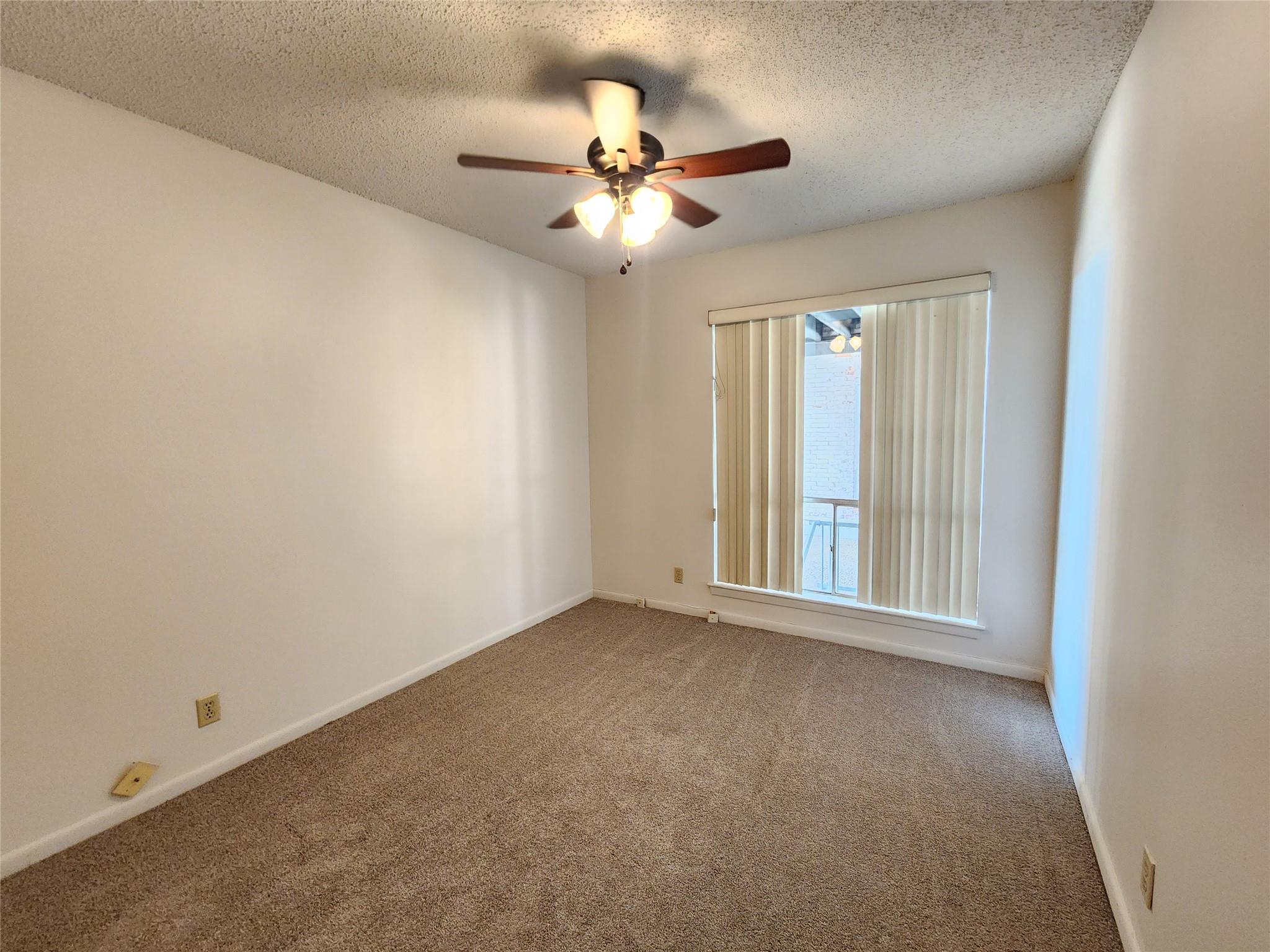 6501 E Hill Dr #121 Property Photo 12