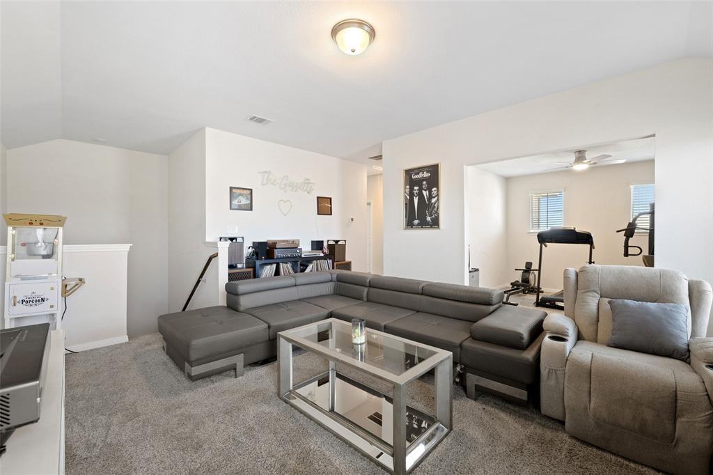 14029 Heartland Dr Property Photo 15