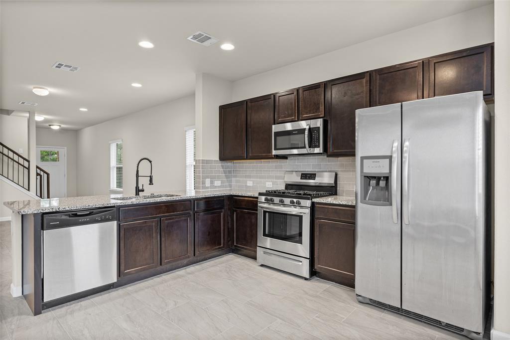 1121 La Conterra Blvd ##1 Property Photo 6
