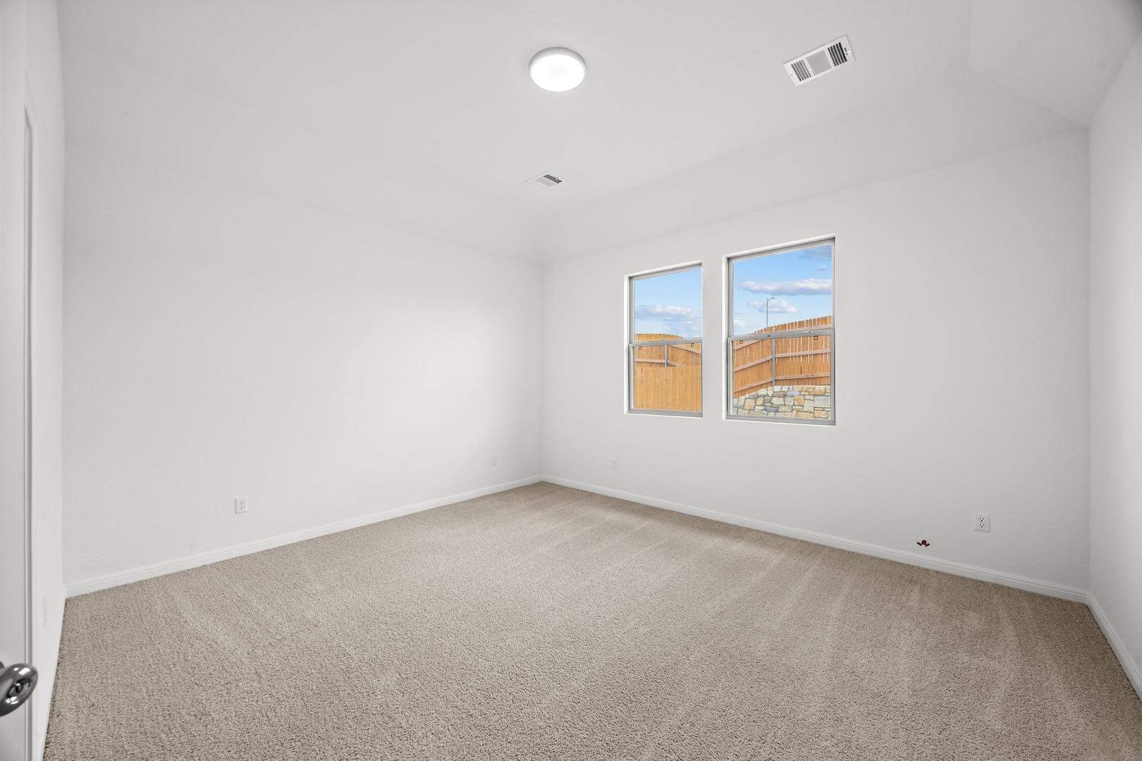 200 Hornet St Property Photo 14