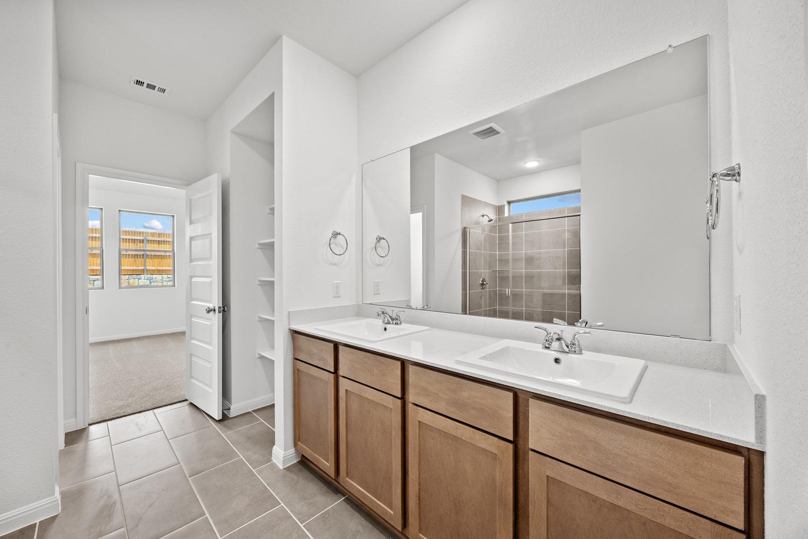 200 Hornet St Property Photo 17