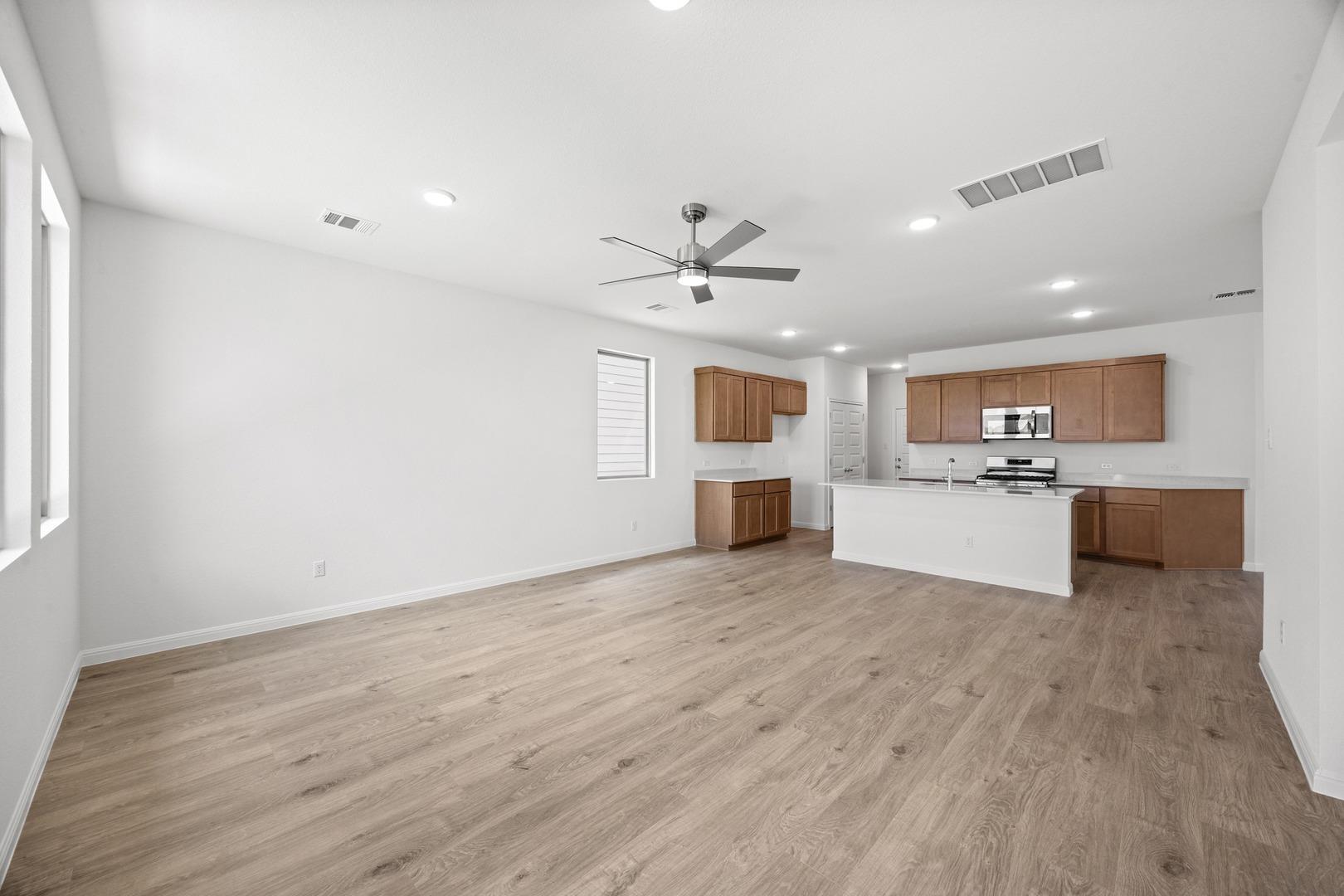 200 Hornet St Property Photo 45