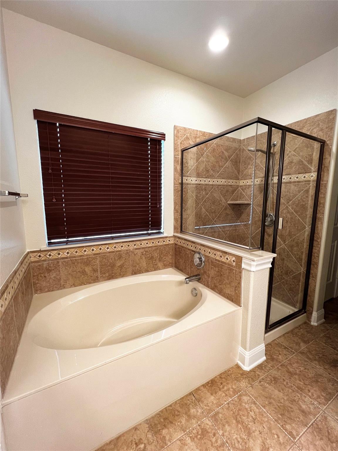2009 Woodway Dr Property Photo 8