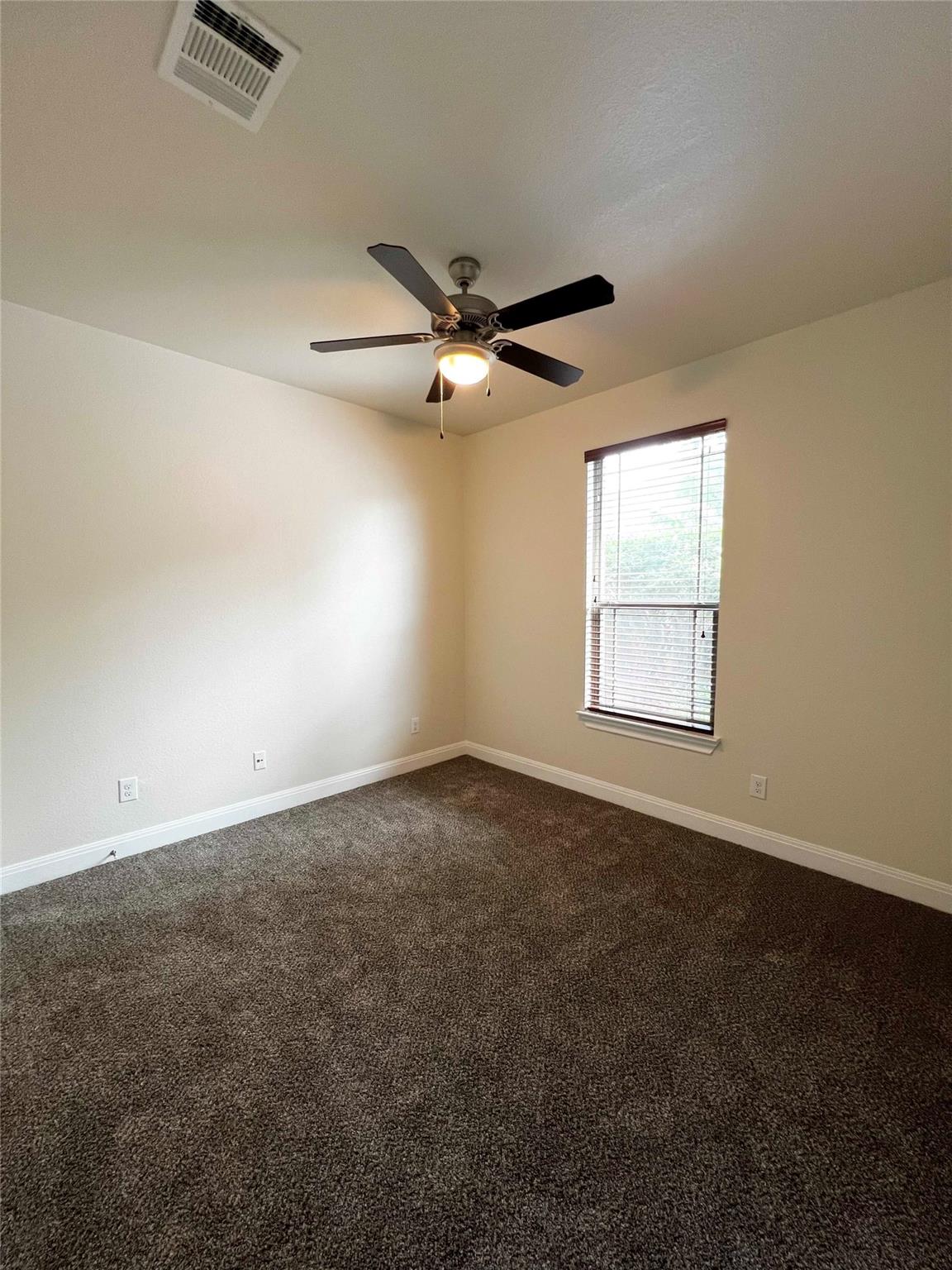 2009 Woodway Dr Property Photo 12