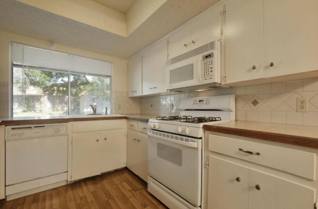 9410 E Meadow Vale None Property Photo 14
