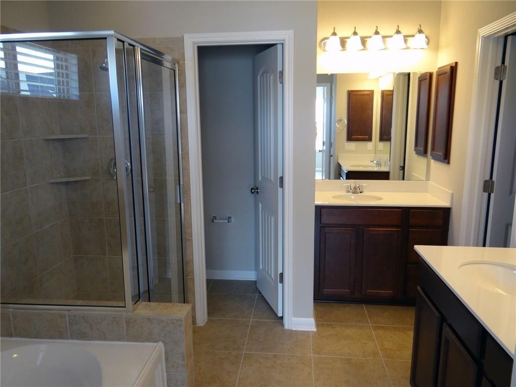 299 Clear Springs Holw Property Photo 7