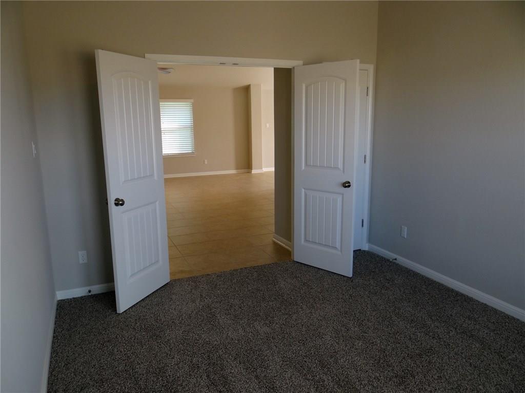 299 Clear Springs Holw Property Photo 9